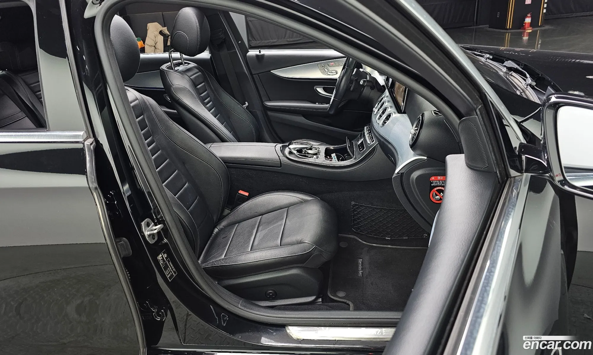 Mercedes-Benz E-Class W213 2019 WDDZF4FBXLA744604 — 6