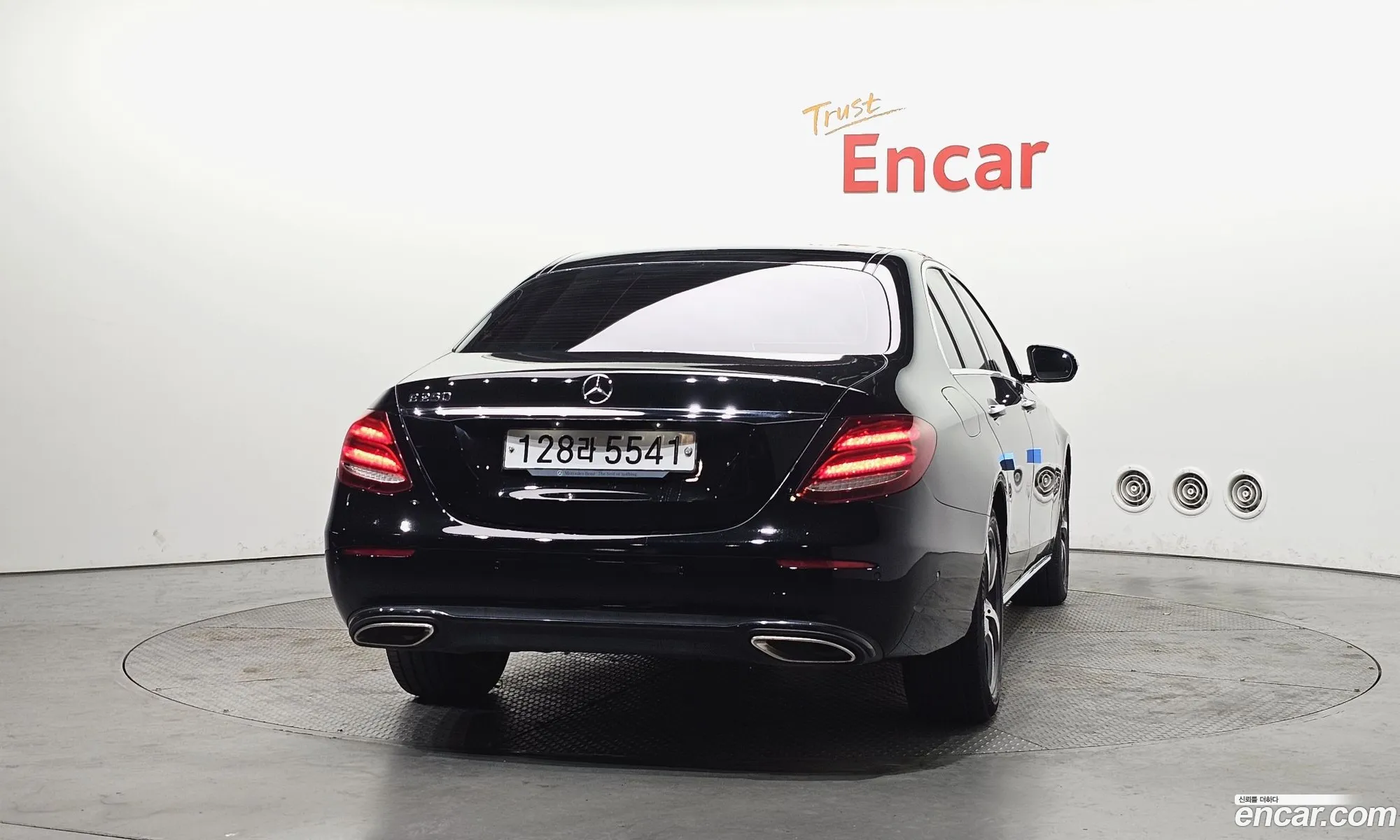 Mercedes-Benz E-Class W213 2019 WDDZF4FBXLA744604 — 16