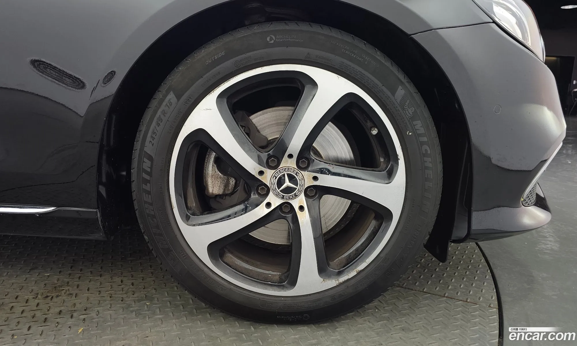 Mercedes-Benz E-Class W213 2019 WDDZF4FBXLA744604 — 14