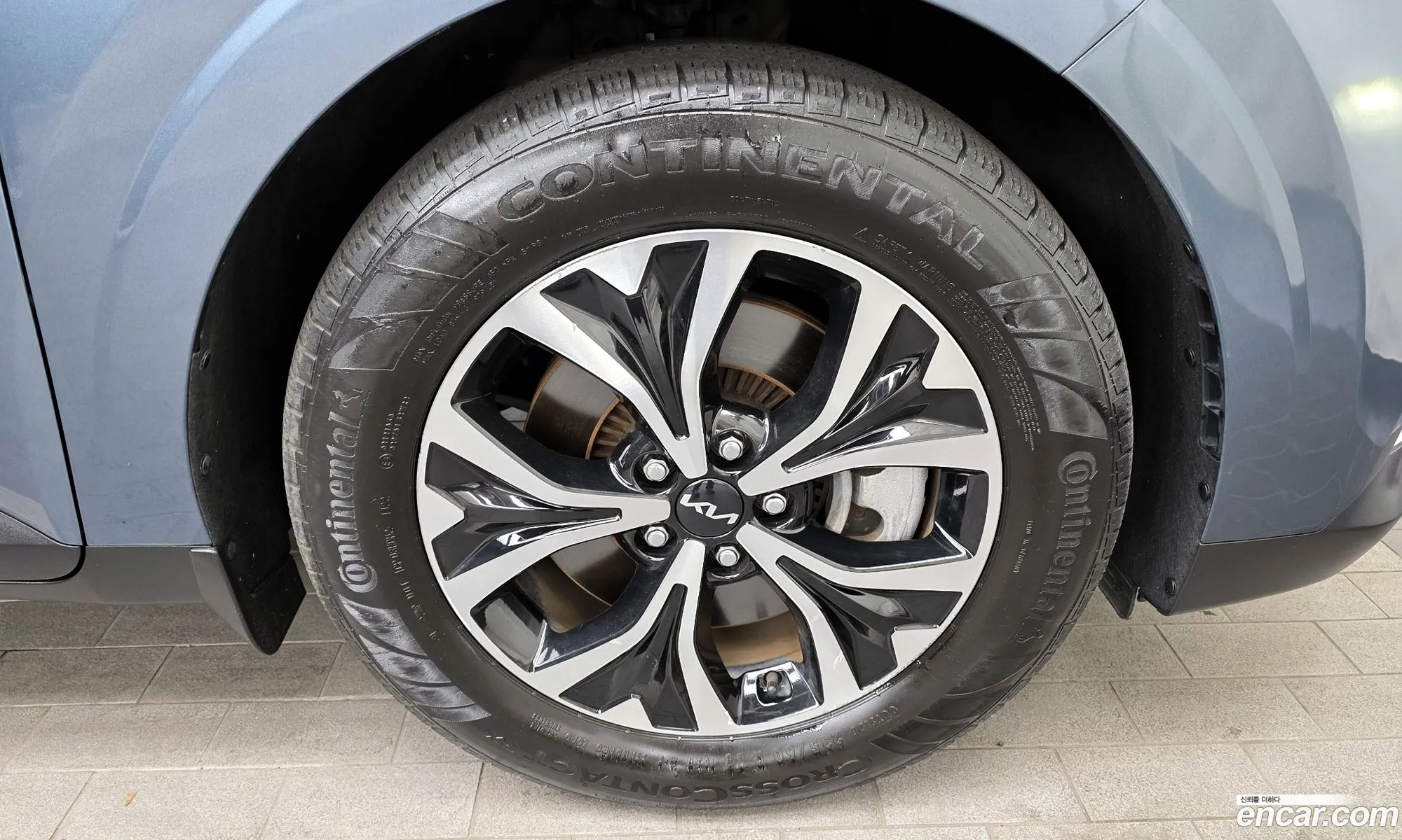 Kia Carnival 2022 — 17
