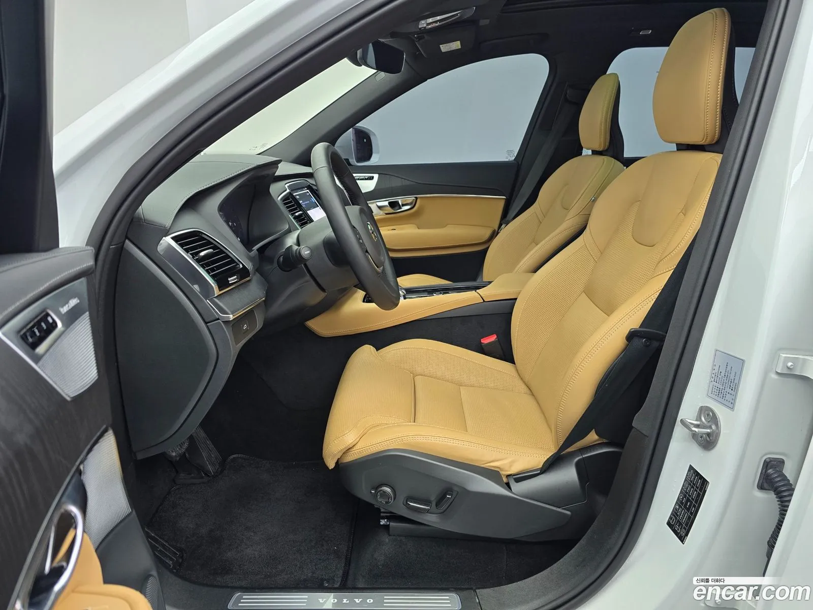 Volvo XC90 2025 — 10