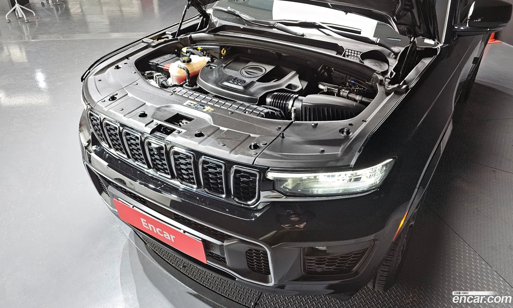 Jeep Grand Cherokee 2023 — 16