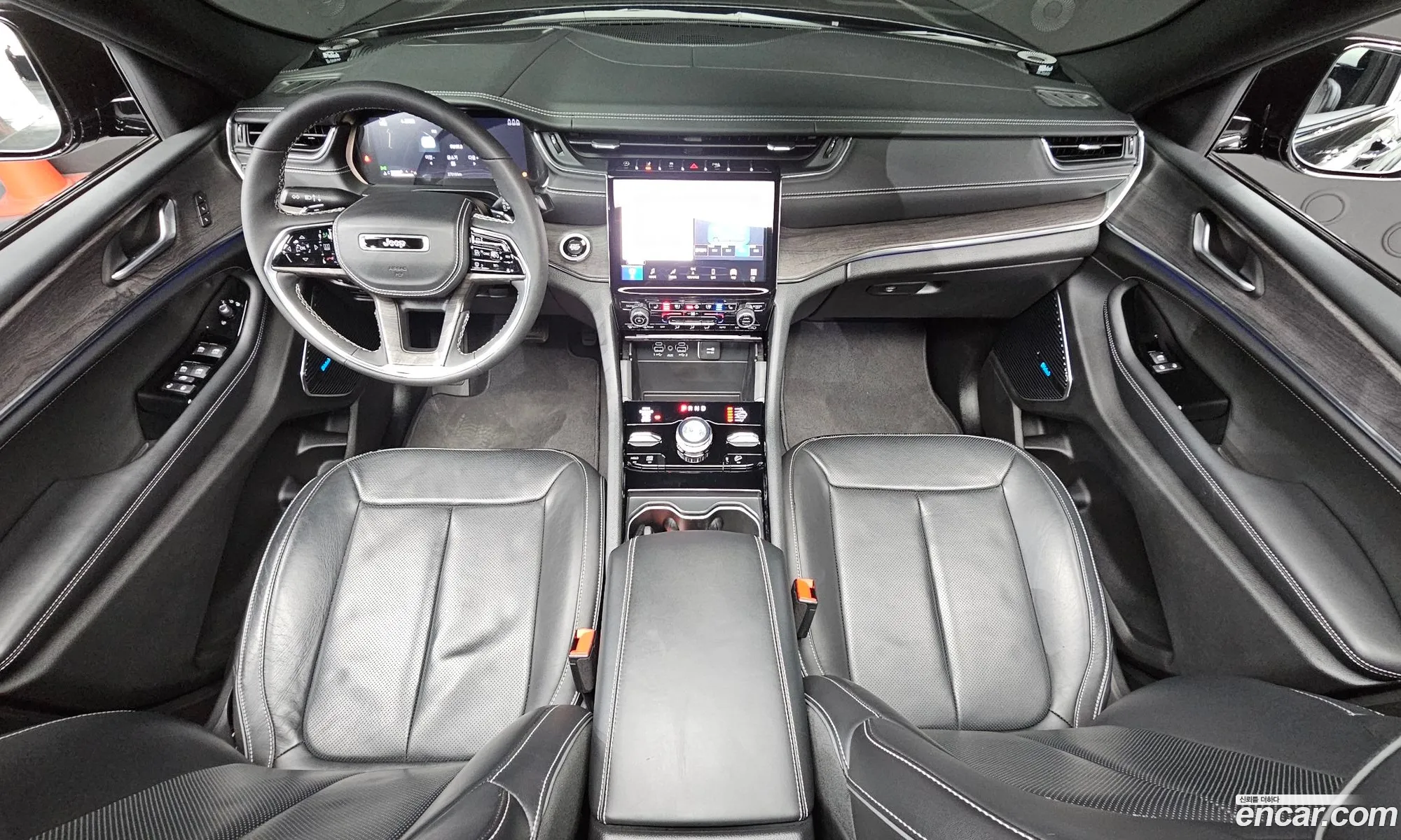 Jeep Grand Cherokee 2023 — 8