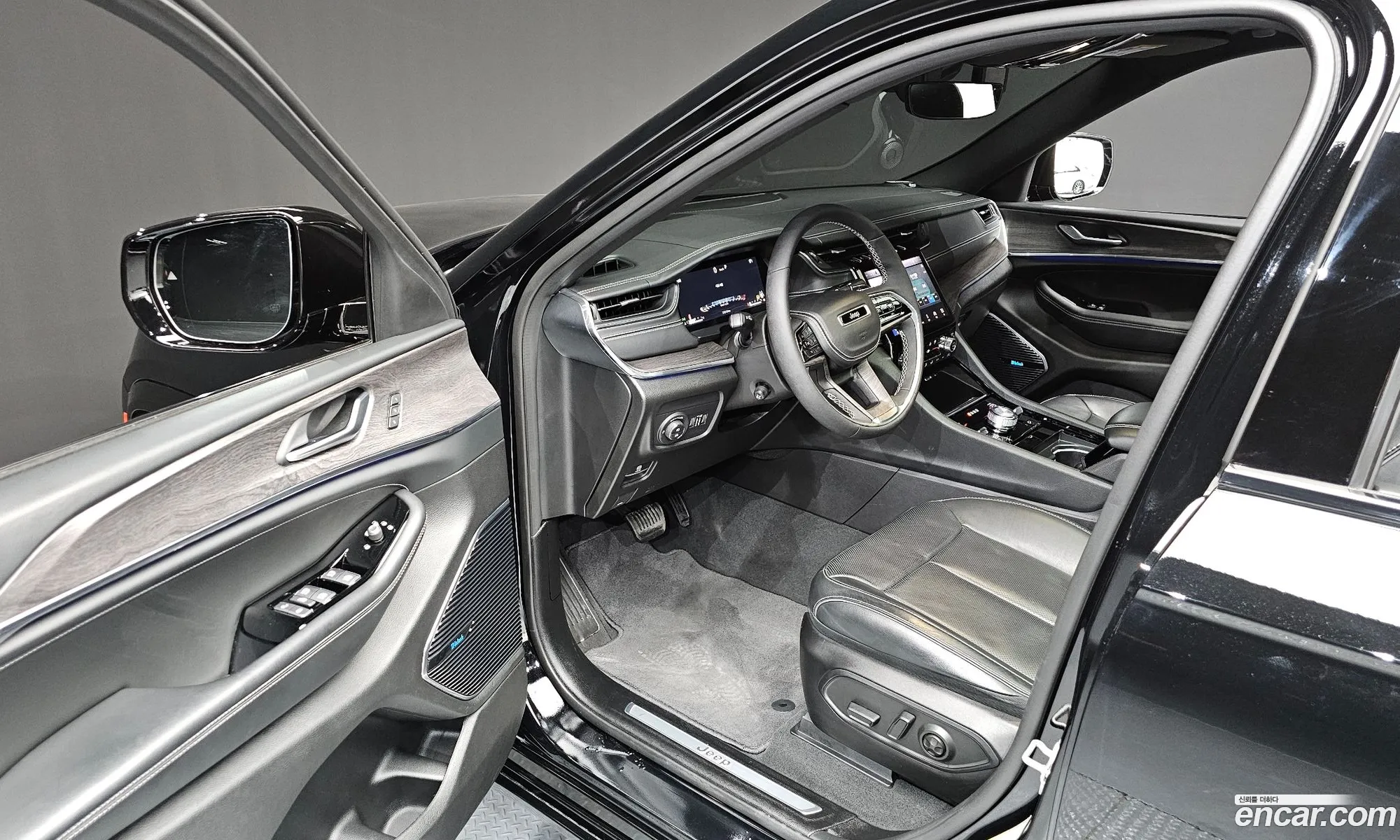 Jeep Grand Cherokee 2023 — 19