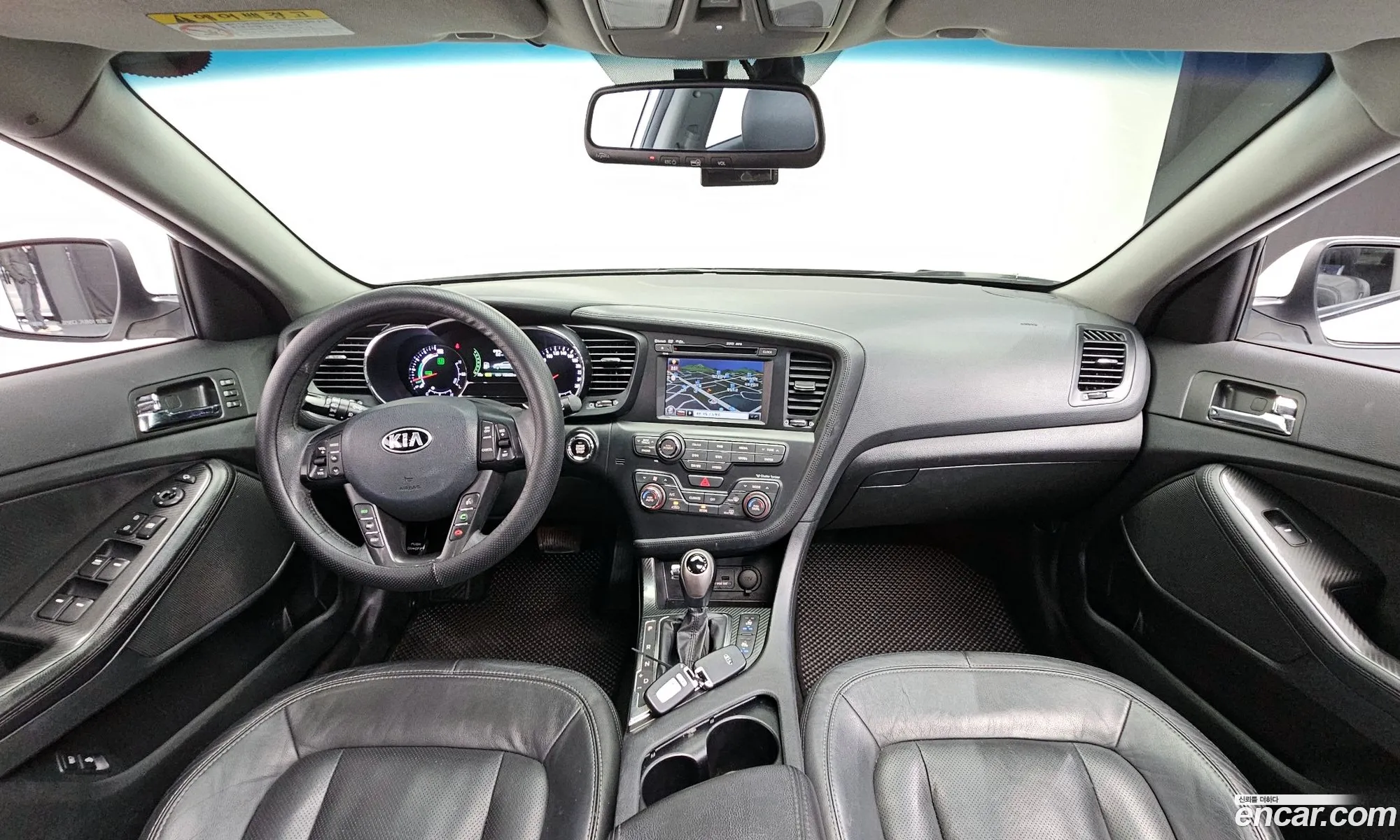 Kia K5 Hybrid 2013 — 20