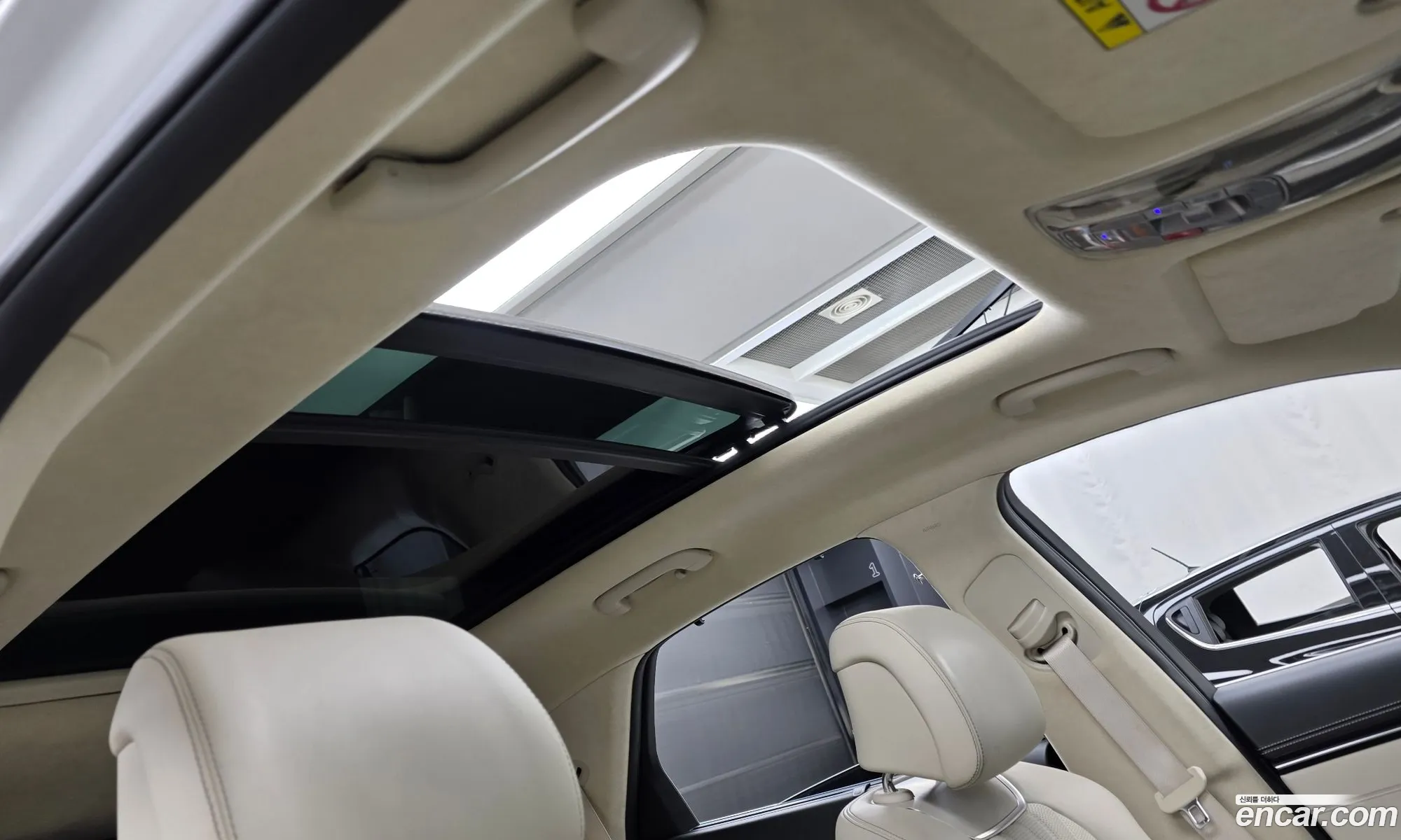 Genesis GV70 2022 — 15