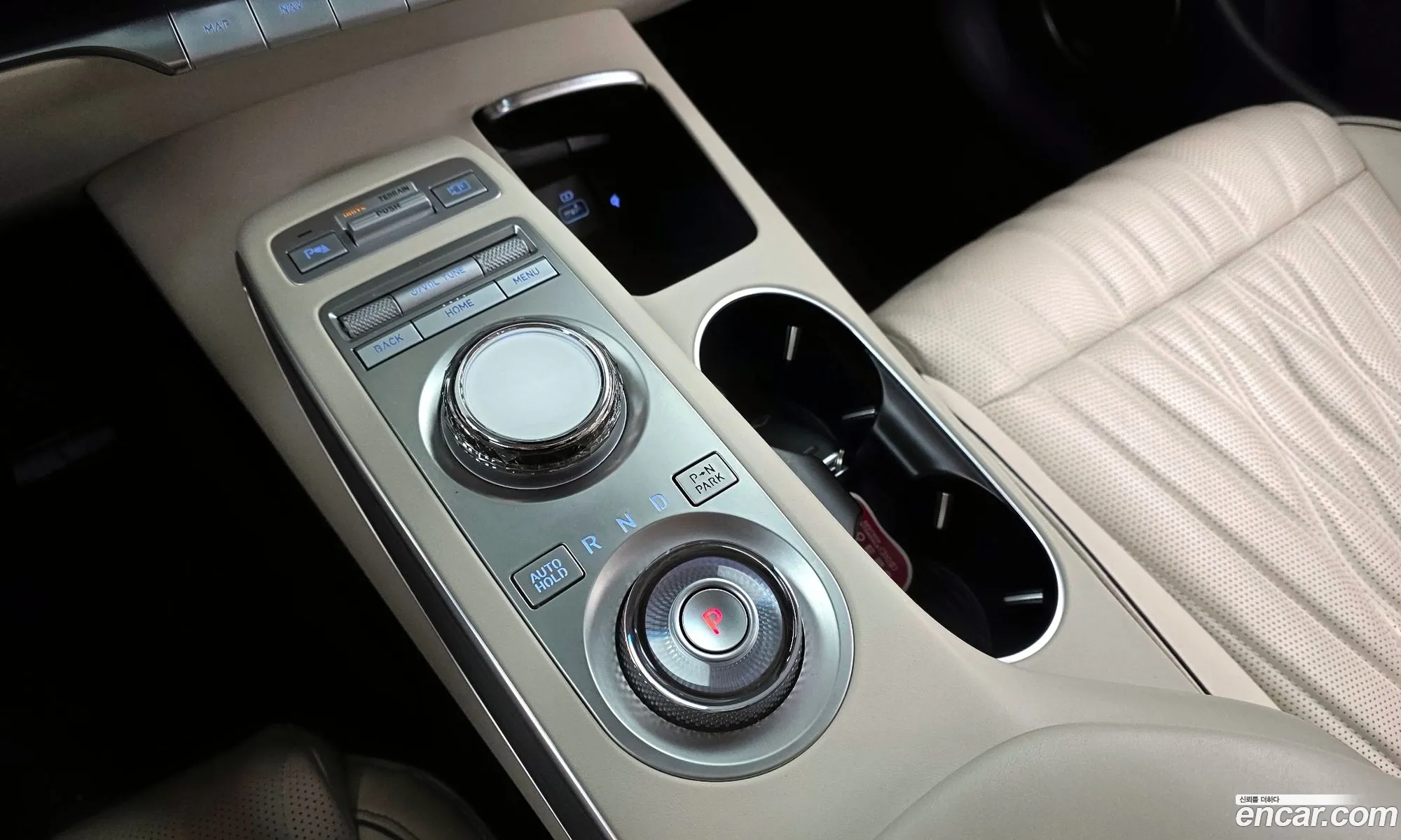 Genesis GV70 2022 — 19