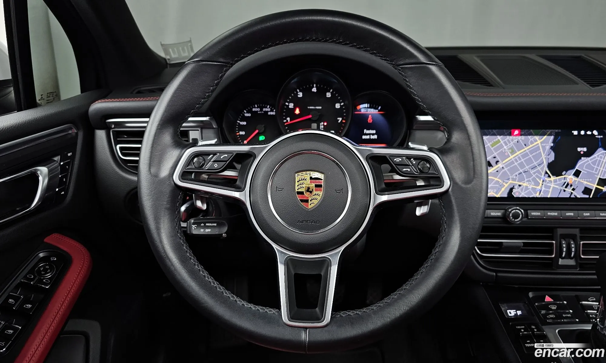 Porsche Macan 2021 — 9