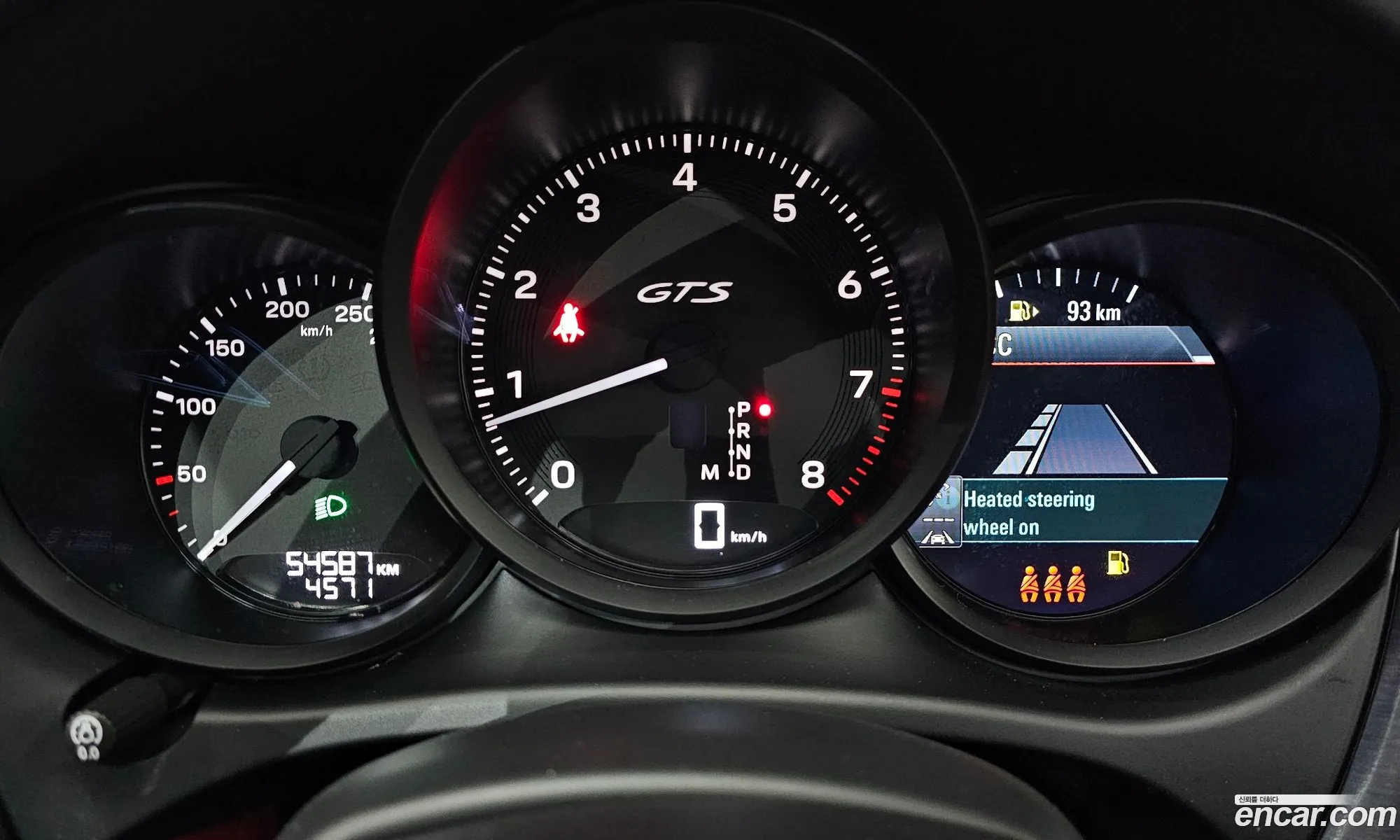 Porsche Macan 2022 WP1AF2958PLB55092 — 3