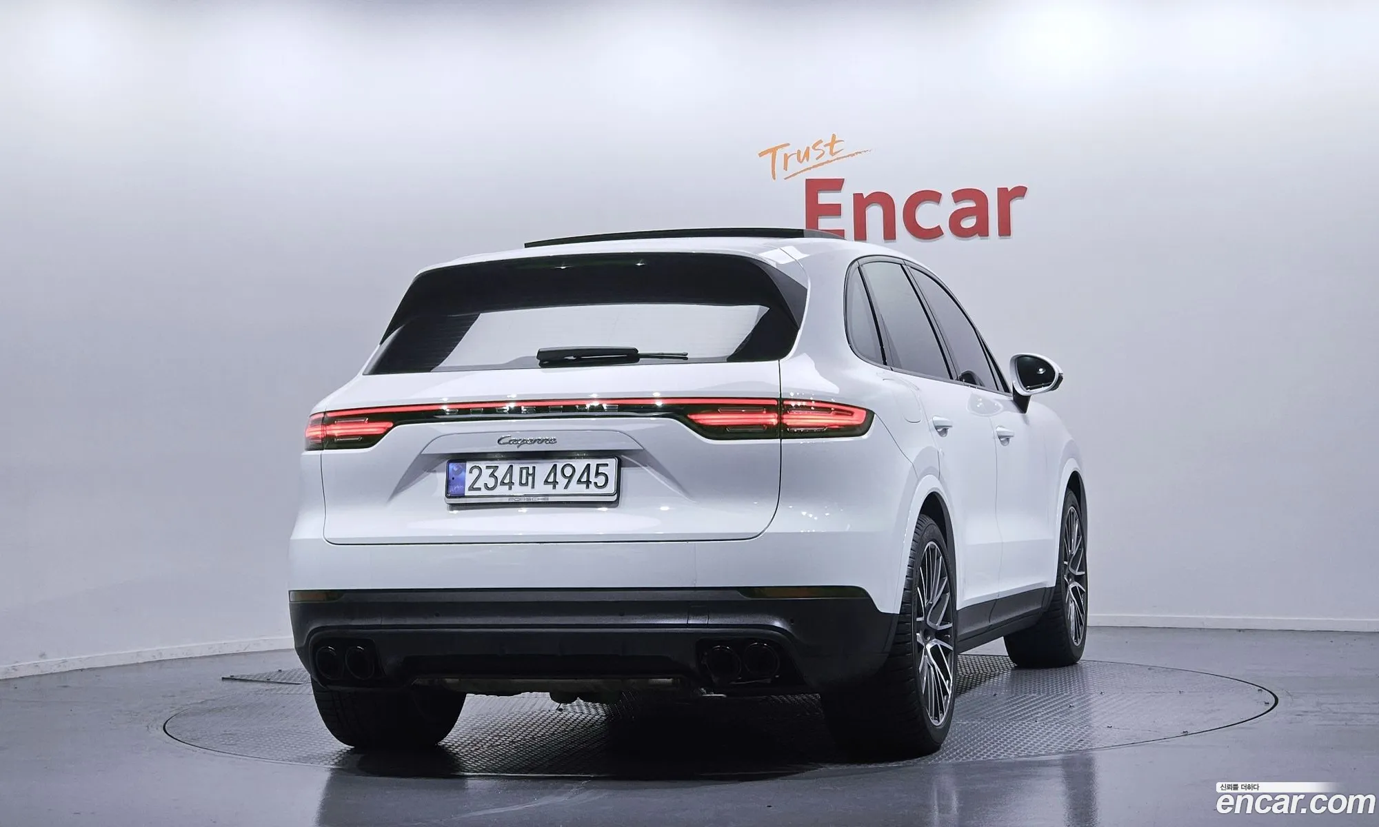 Porsche Cayenne 2022 — 19