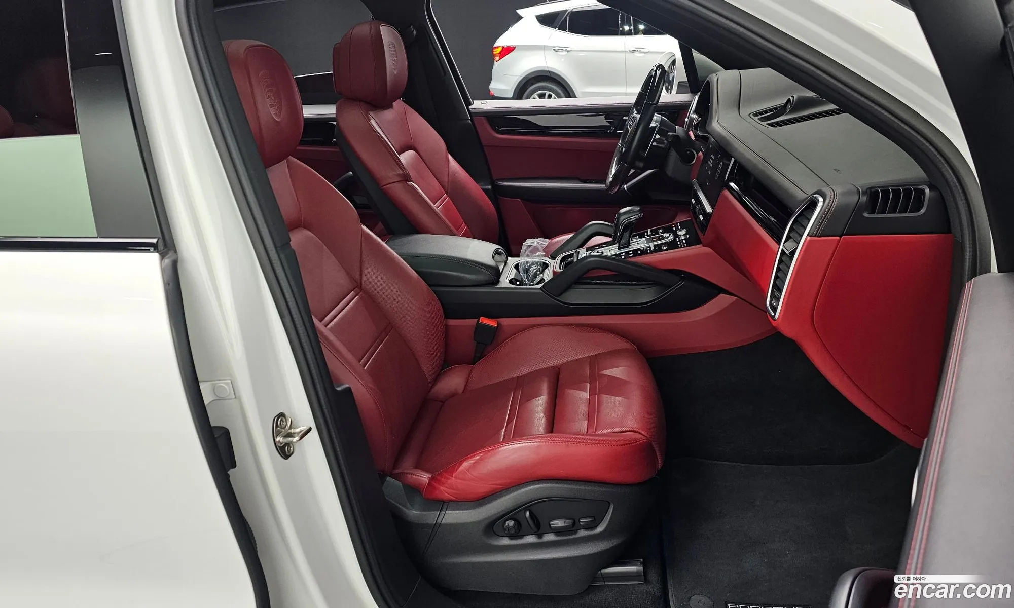 Porsche Cayenne 2022 — 20