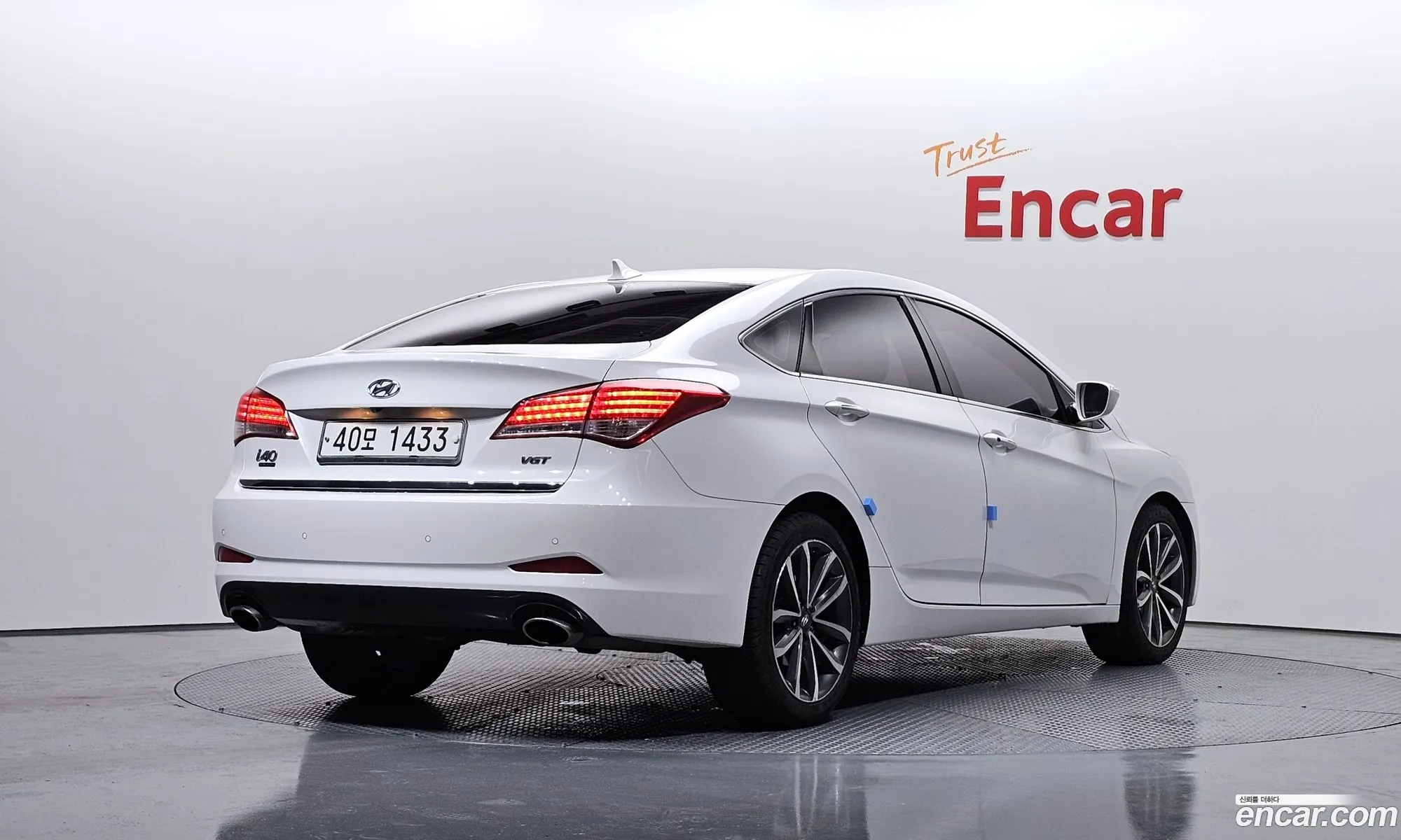 Hyundai i40 Saloon 2014 — 14