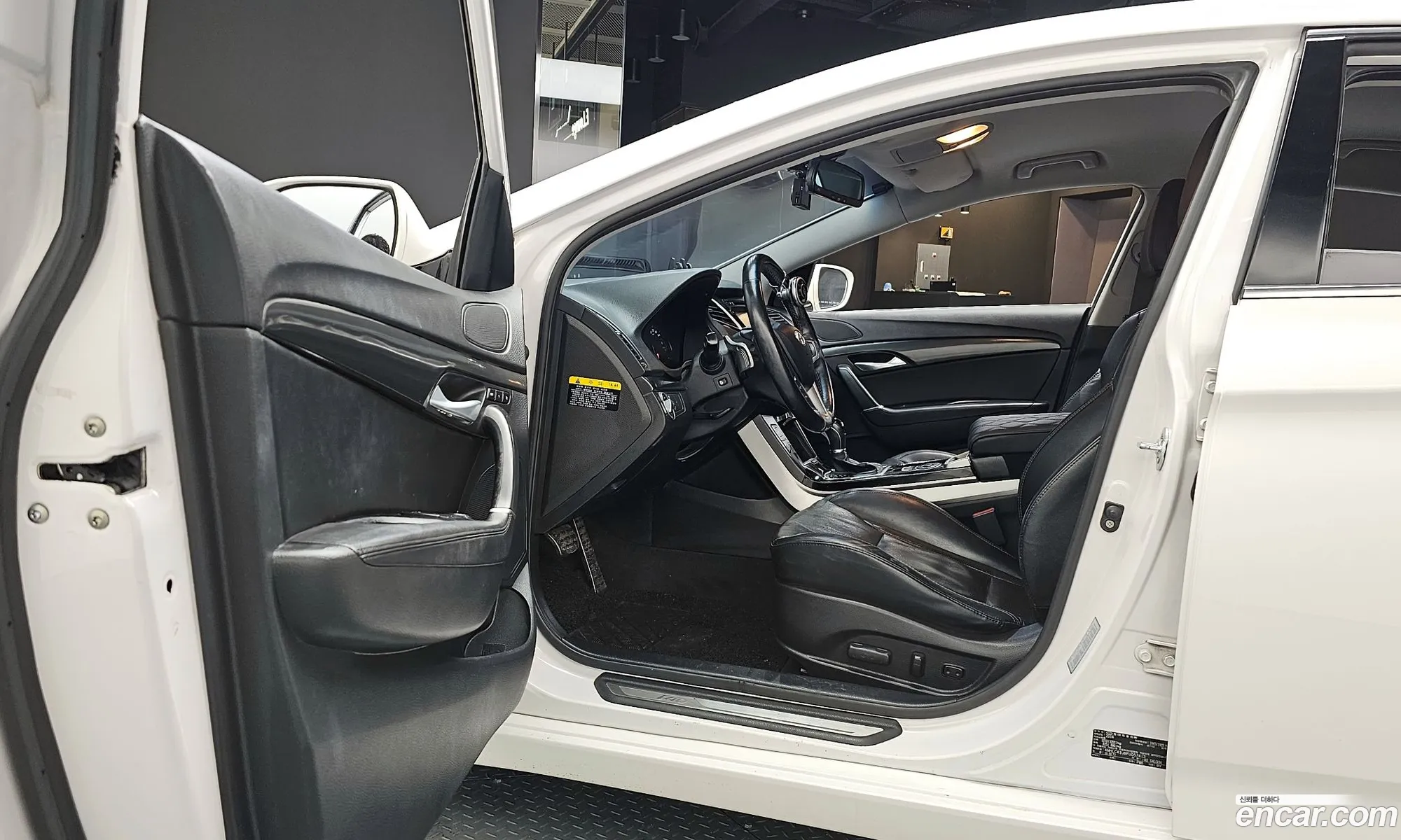 Hyundai i40 Saloon 2014 — 16