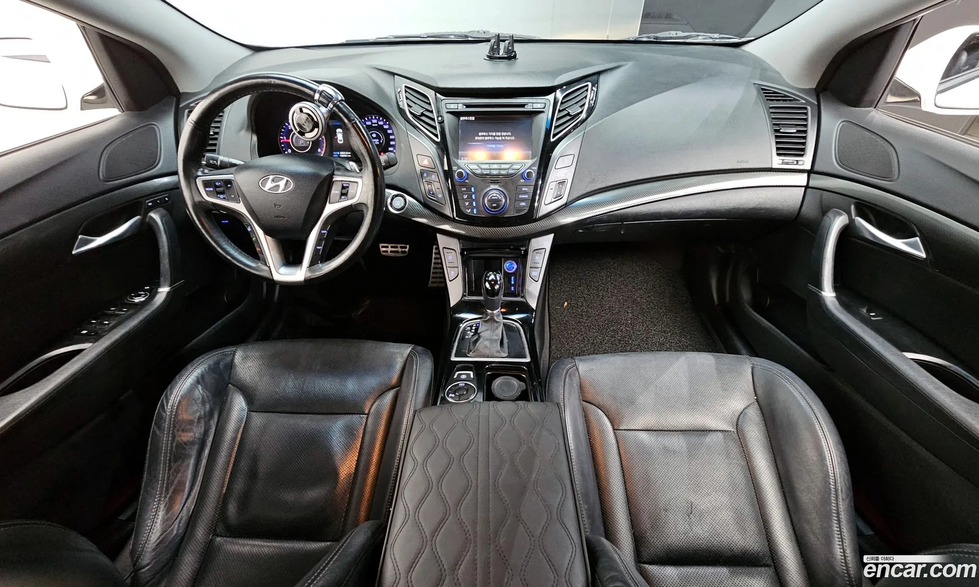 Hyundai i40 Saloon 2014 — 8
