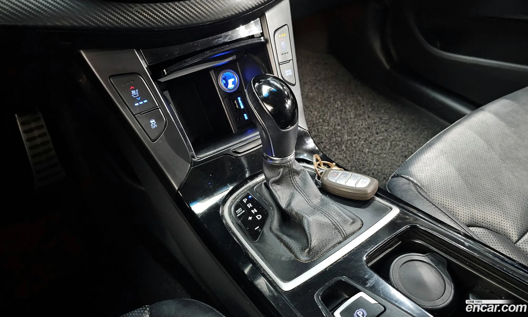 Hyundai i40 Saloon 2014 — 12