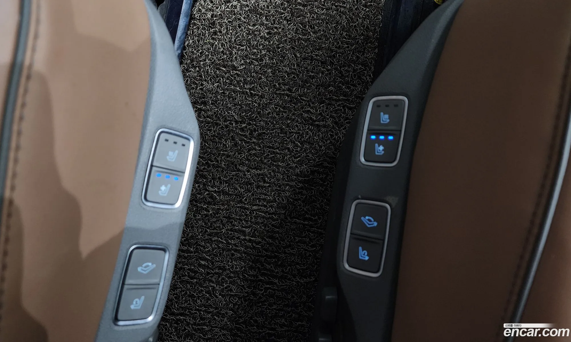 Hyundai Staria 2022 — 18