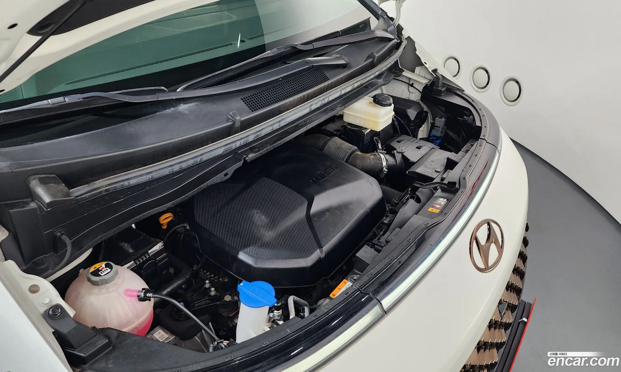 Hyundai Staria 2022 — 15