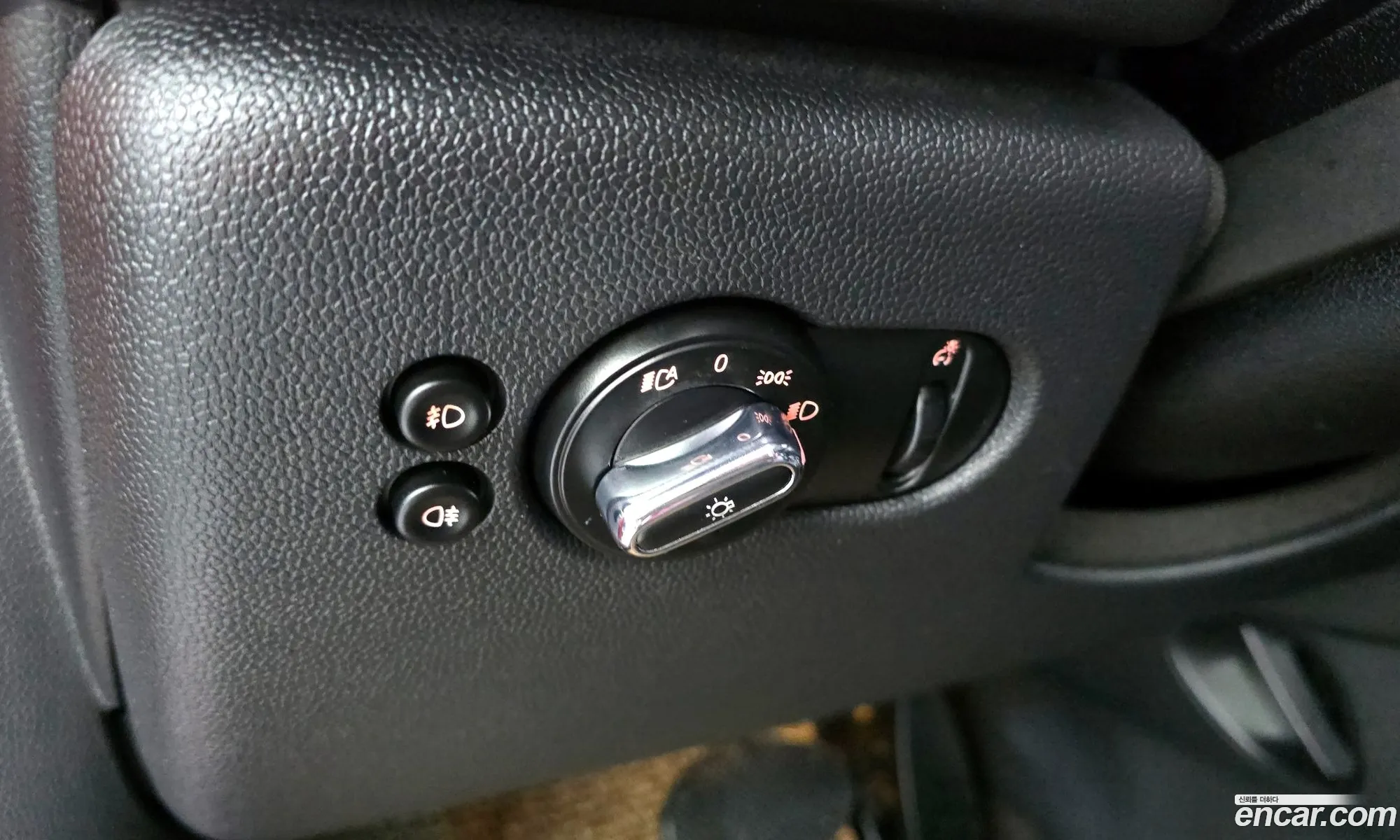 Mini Cooper 2020 WMWXV7103L2M87370 — 15