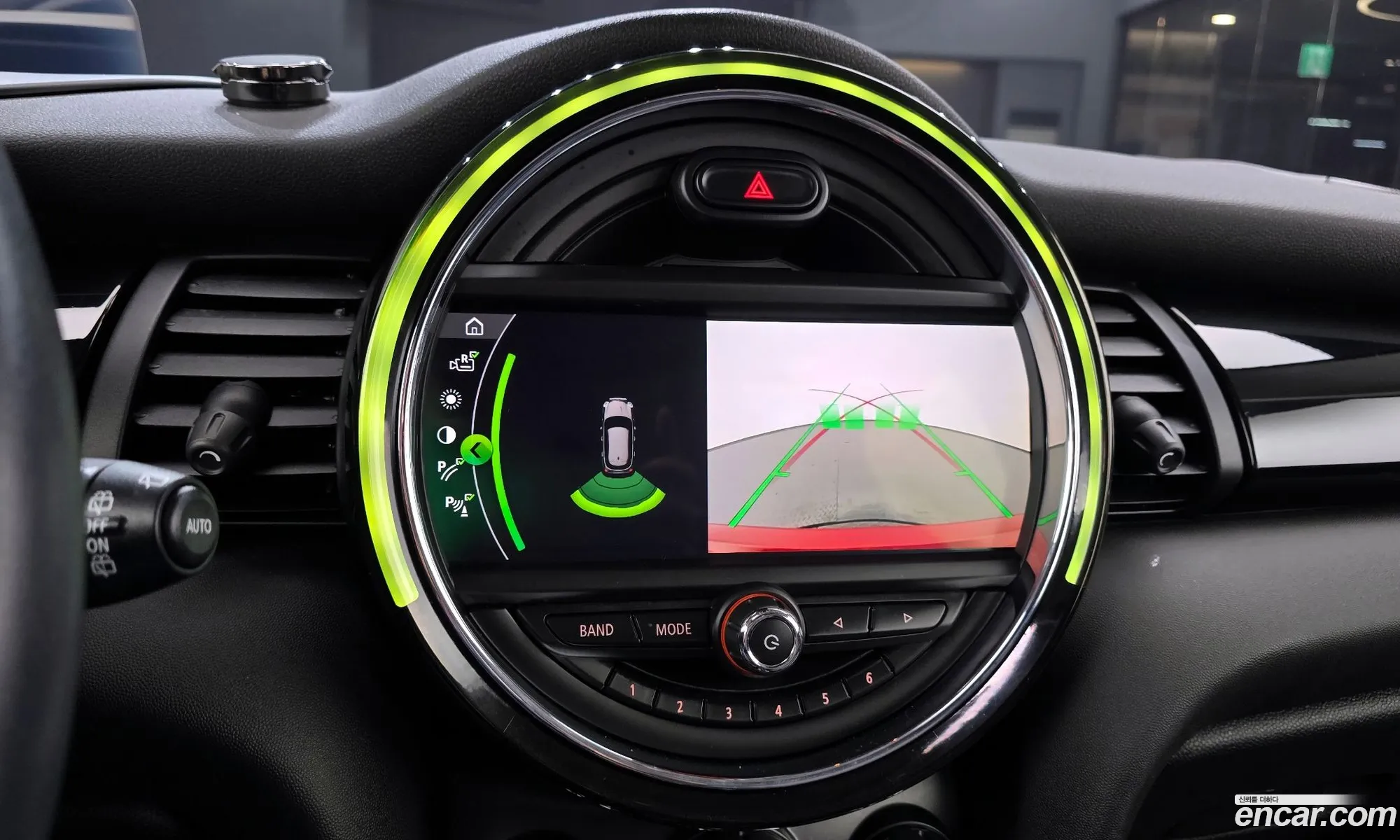 Mini Cooper 2020 WMWXV7103L2M87370 — 12