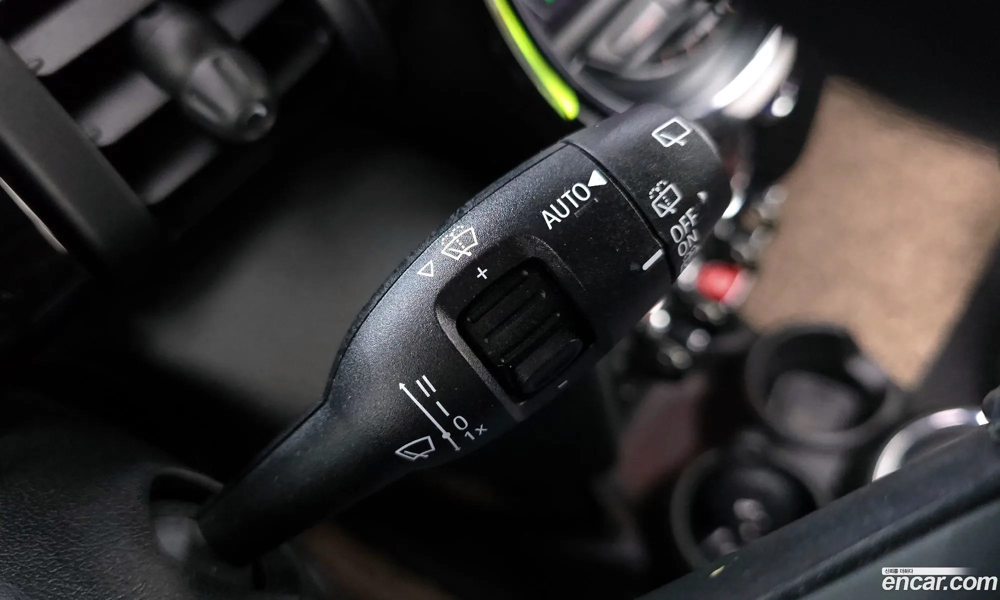 Mini Cooper 2020 WMWXV7103L2M87370 — 3