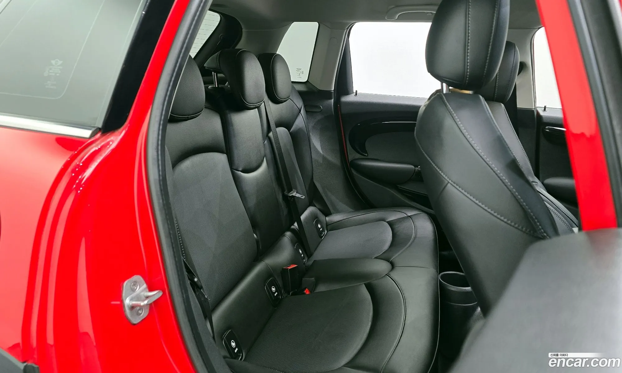 Mini Cooper 2020 WMWXV7103L2M87370 — 8