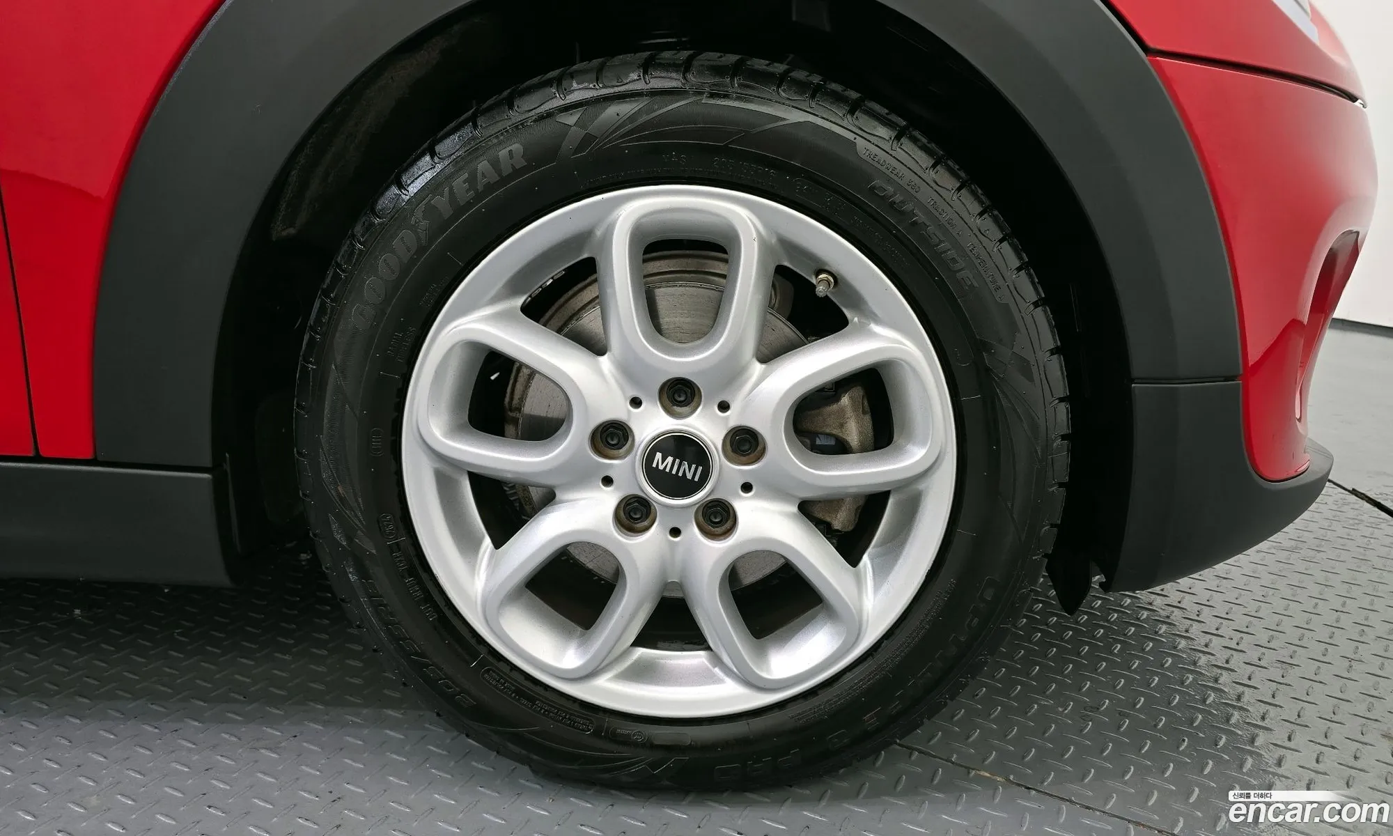 Mini Cooper 2020 WMWXV7103L2M87370 — 7