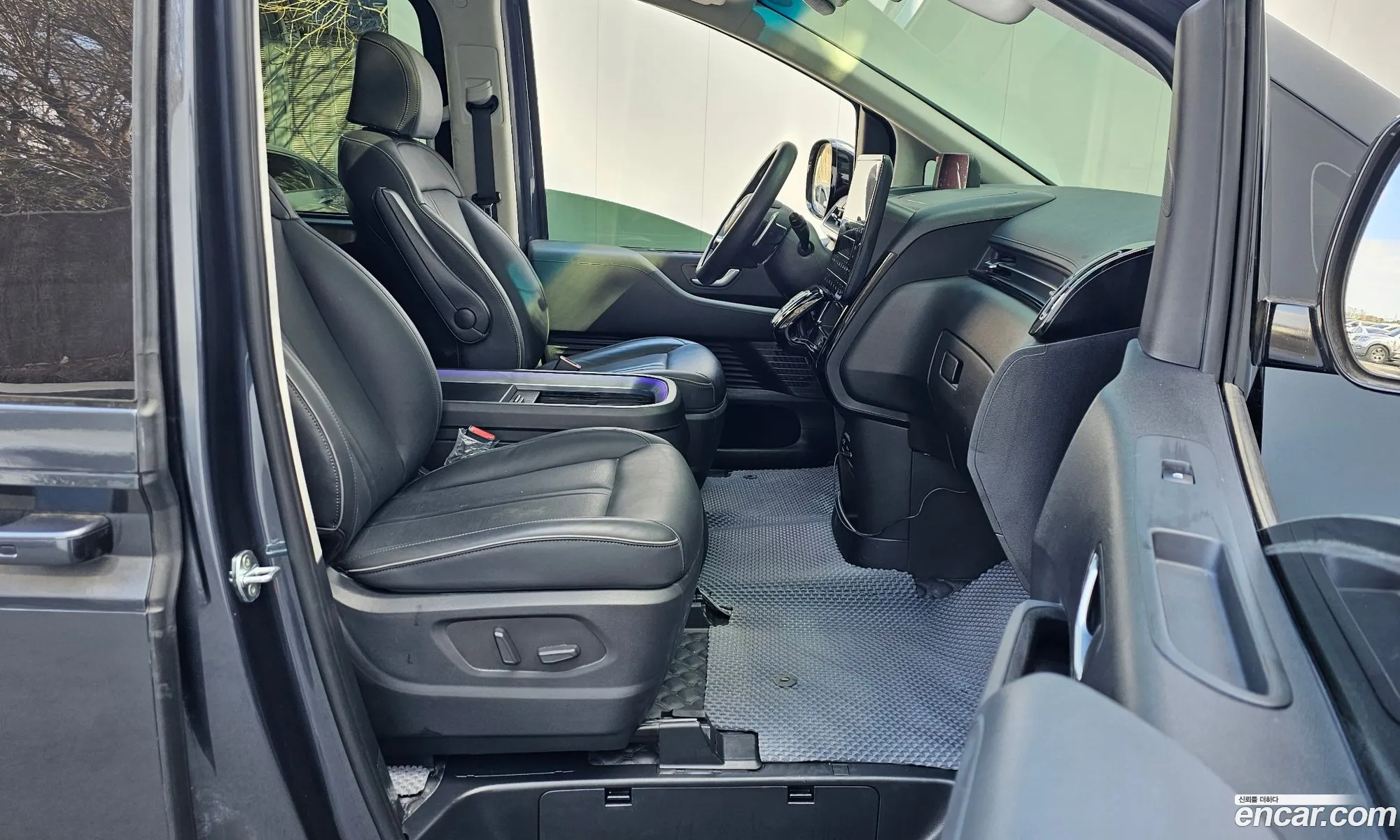 Hyundai Staria 2022 — 14