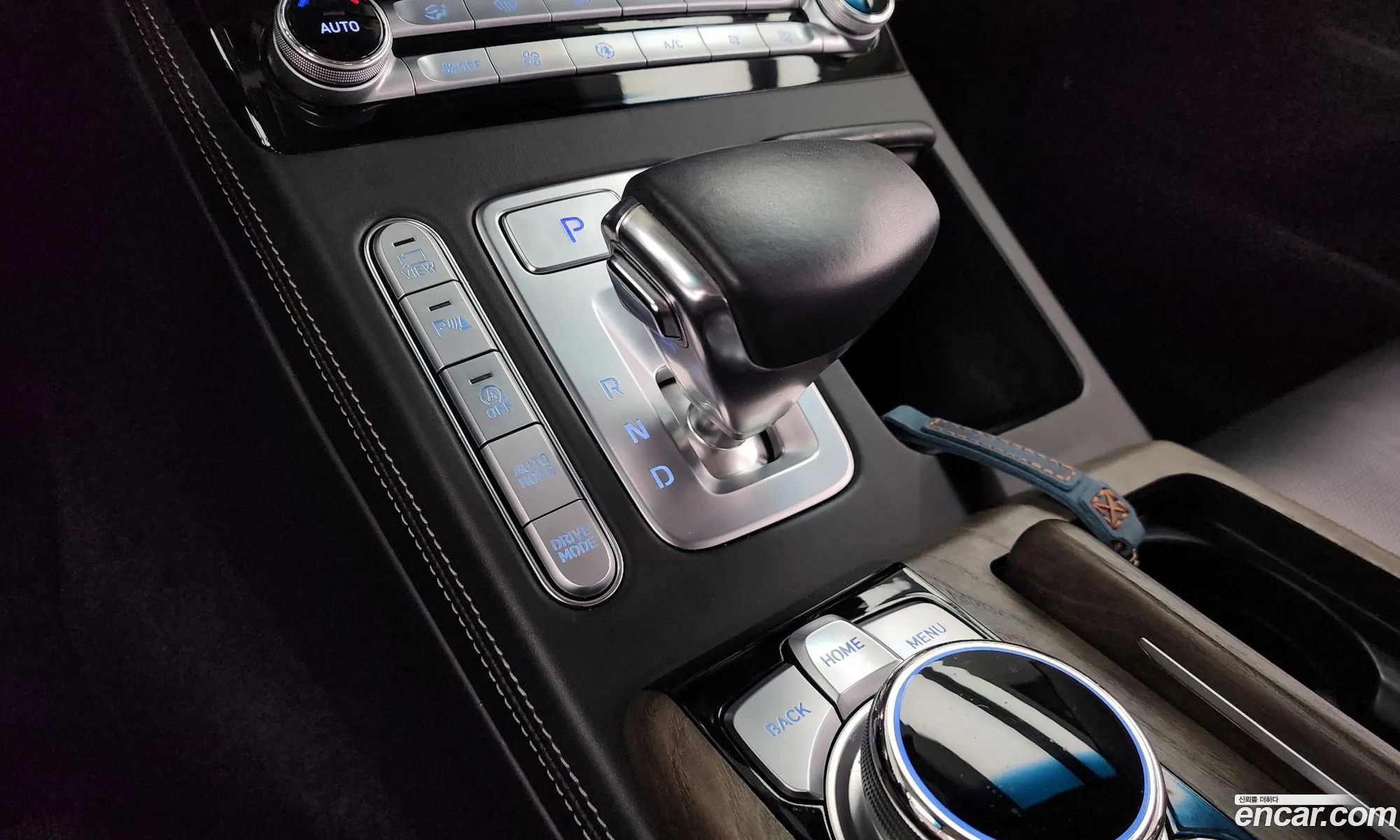 Genesis G90 2020 — 13