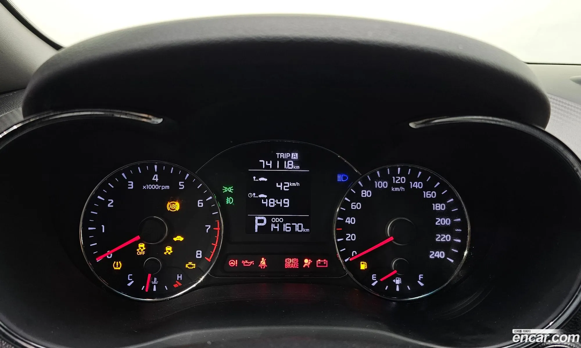 Kia K3 2015 — 18