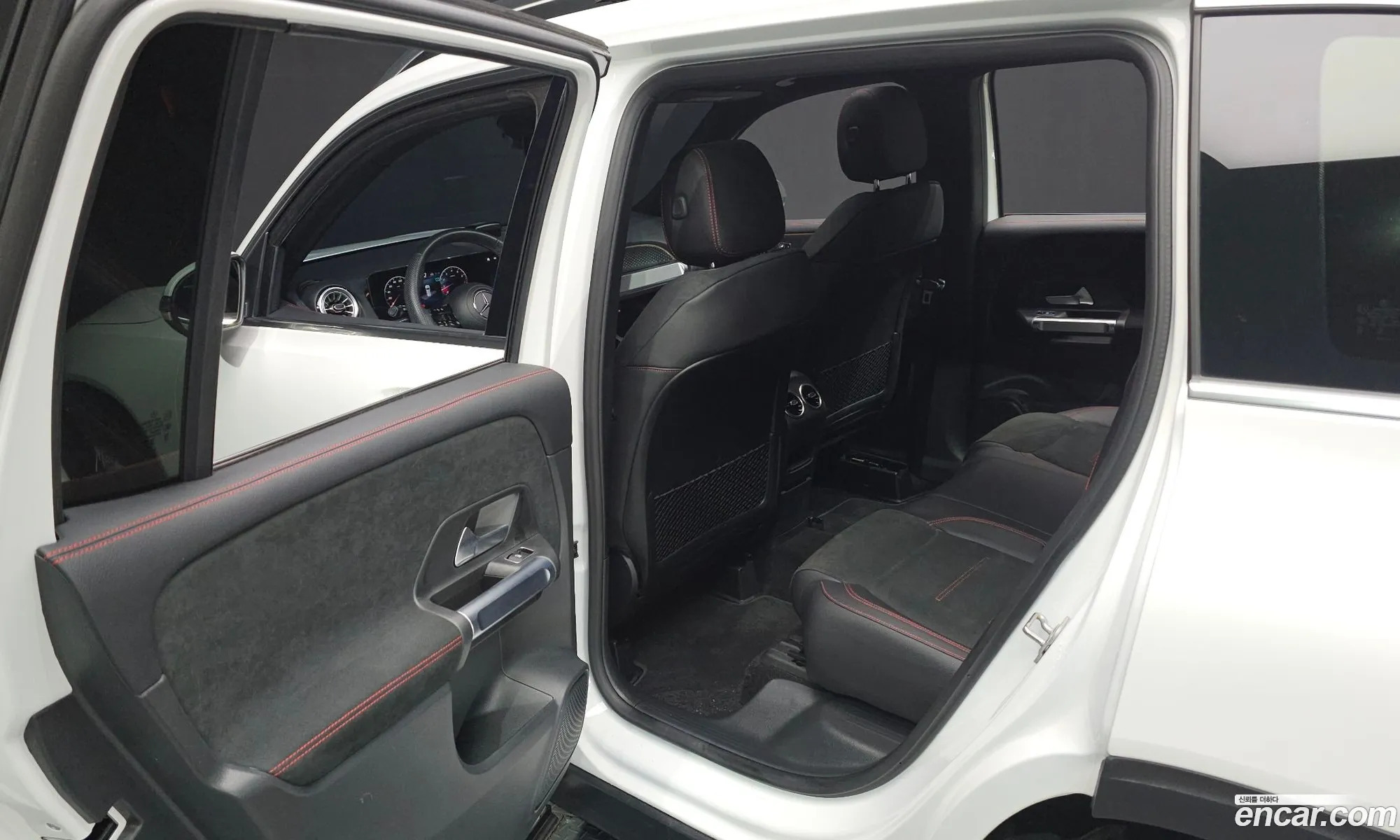Mercedes-Benz GLB-Class X247 2024 — 10