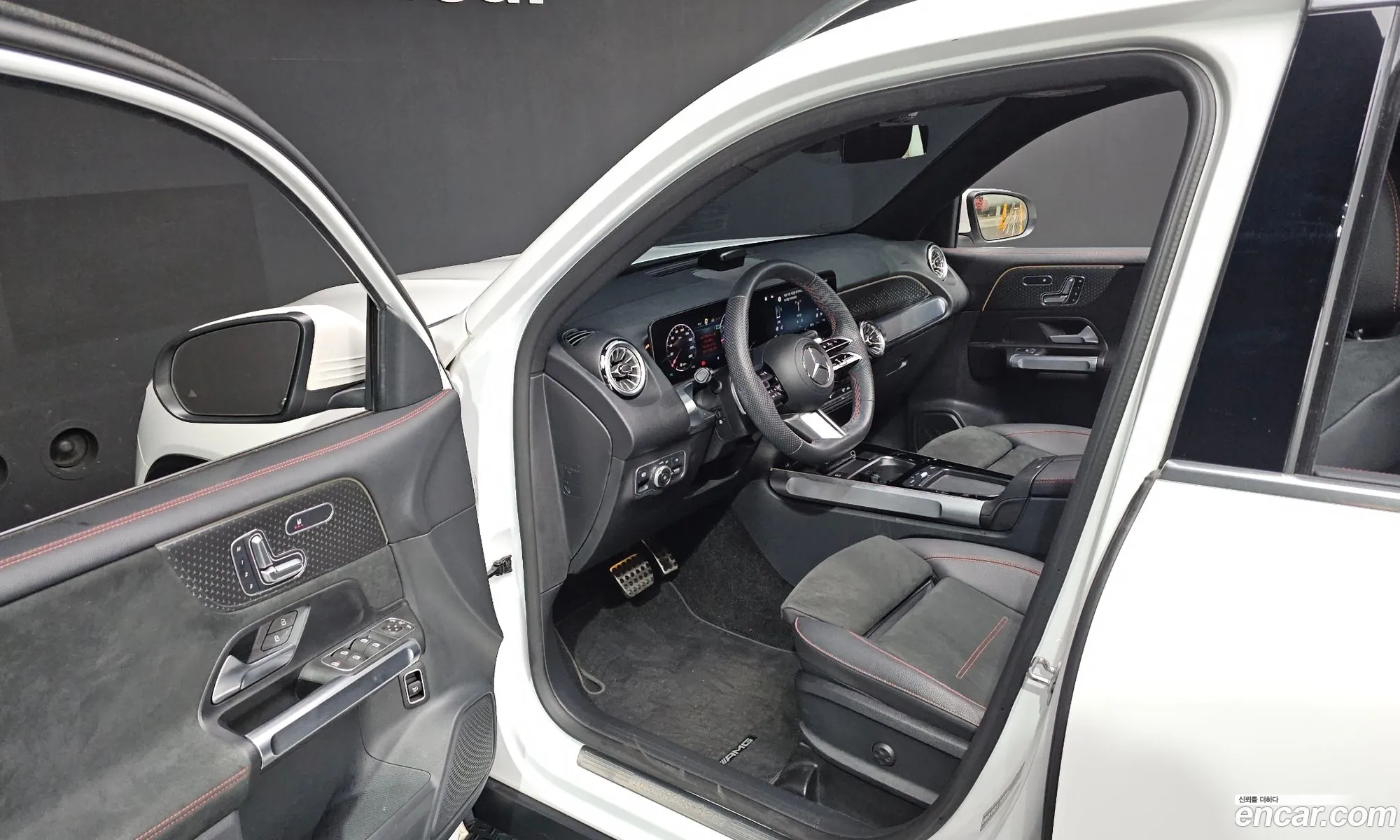 Mercedes-Benz GLB-Class X247 2024 — 11