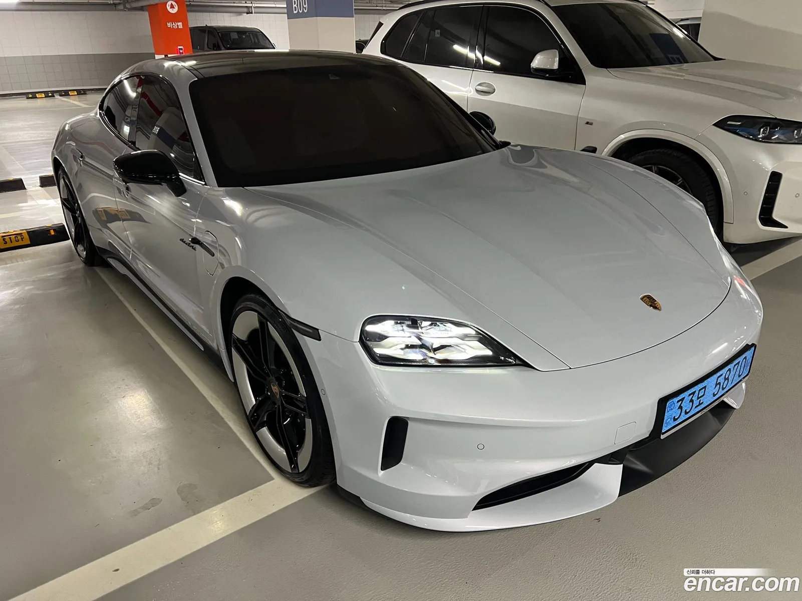 Porsche Taycan 2025 — 14