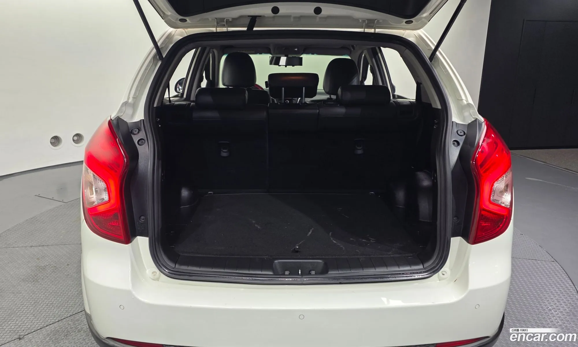 KG Mobility (SsangYong) Korando C 2015 — 20