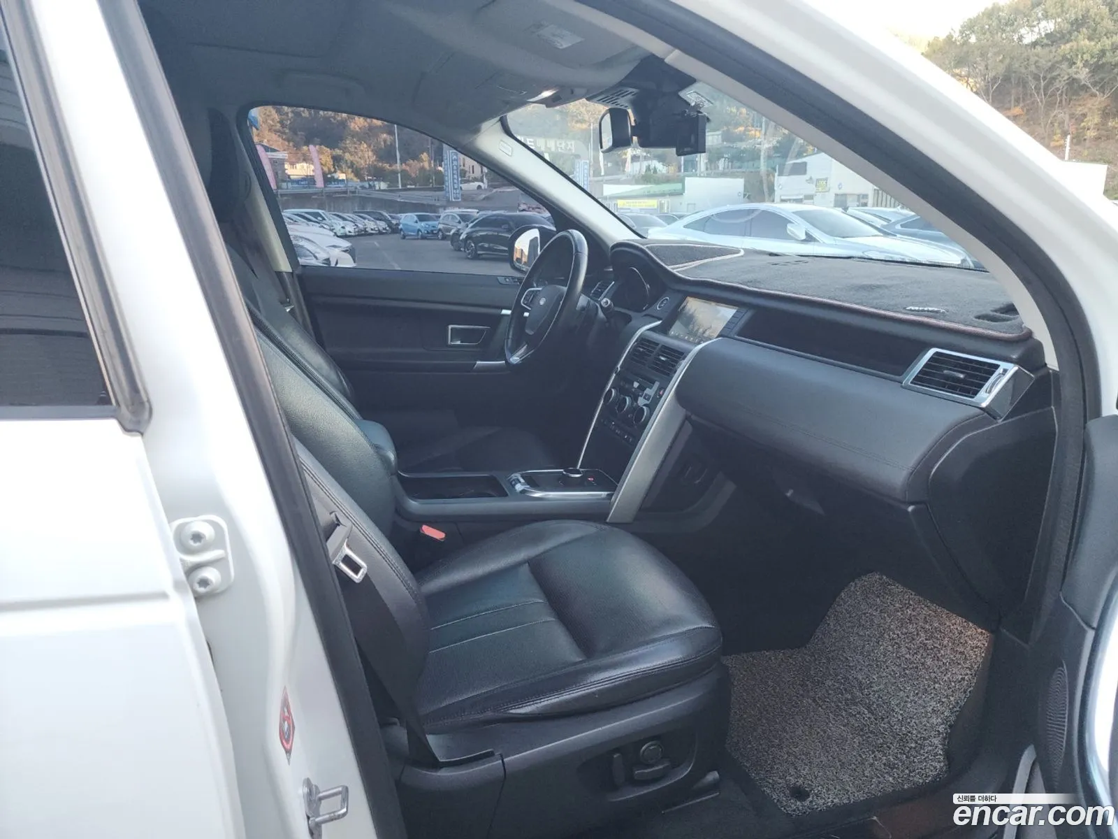 Land Rover Discovery Sport 2019 — 3