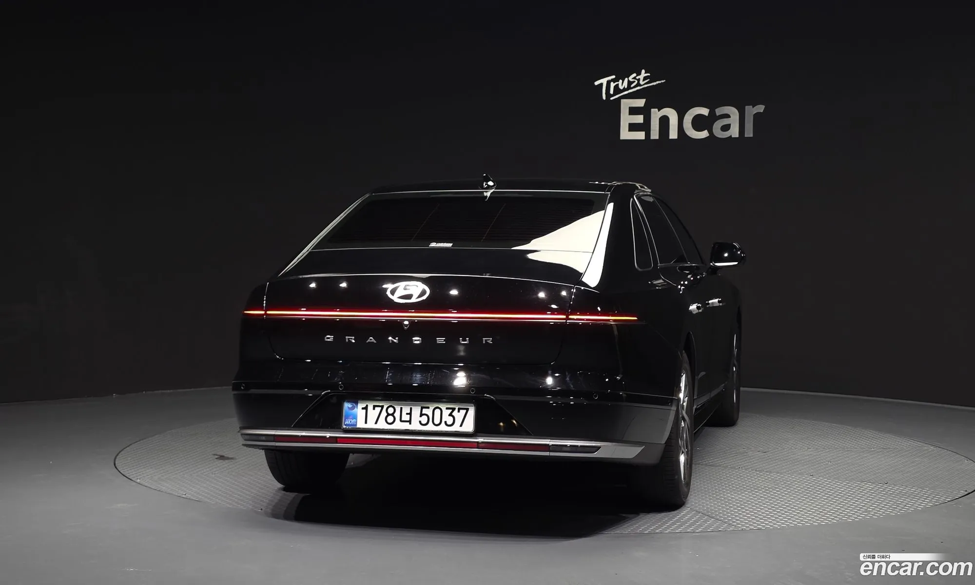 Hyundai Grandeur Hybrid 2026 — 14