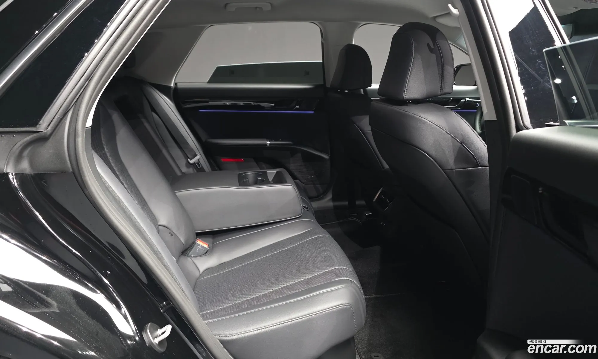 Hyundai Grandeur Hybrid 2026 — 5