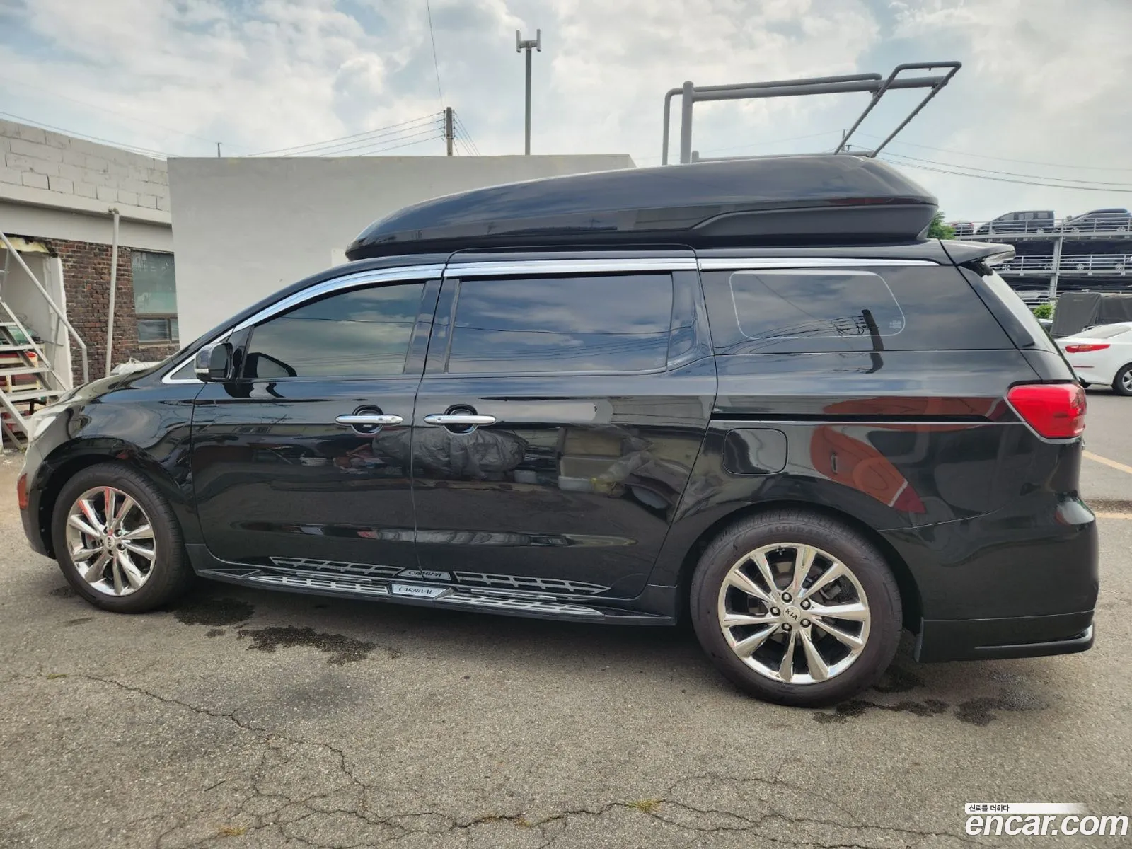Kia Carnival 2018 — 12