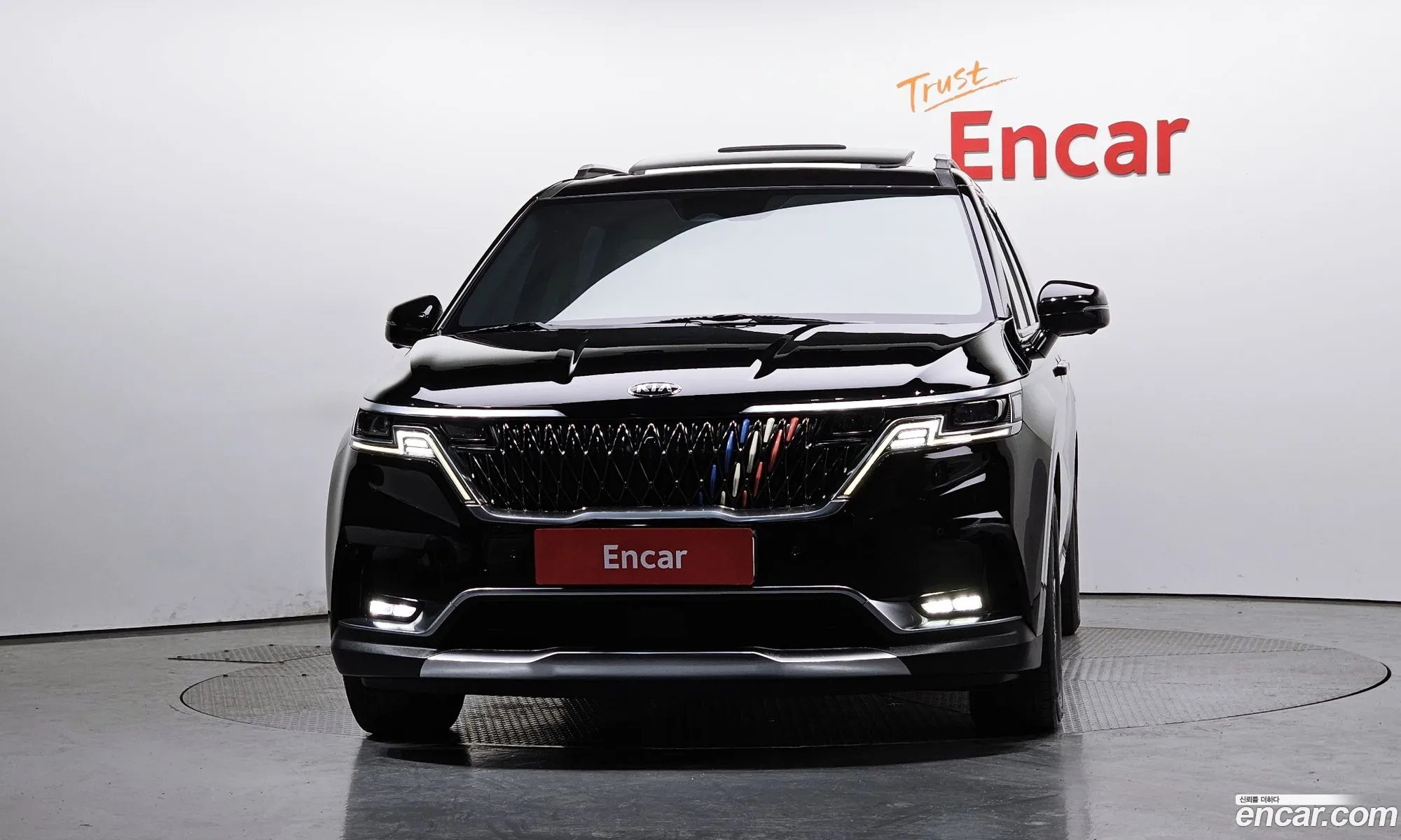 Kia Carnival 2020 — 10
