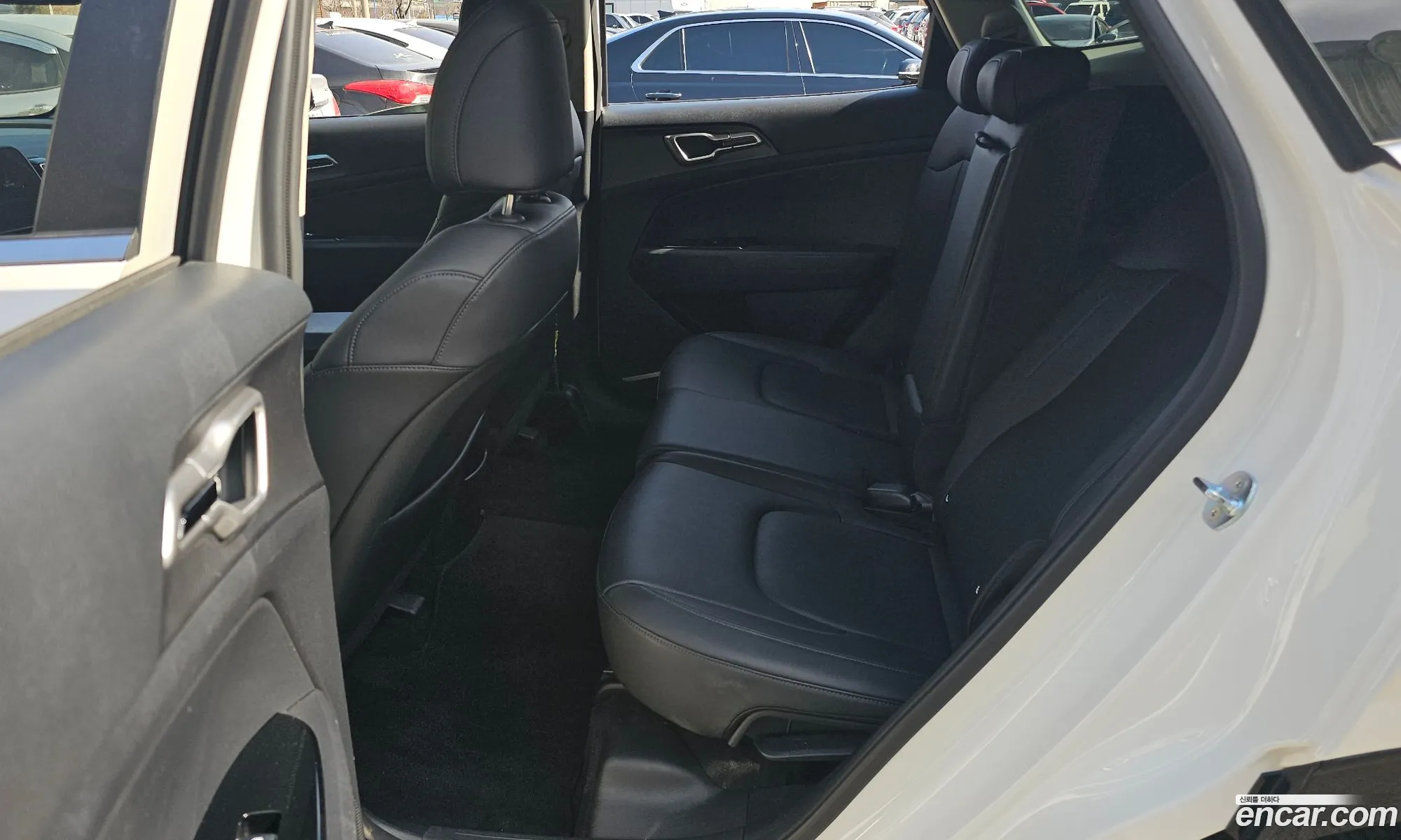 Kia Sportage 2023 — 20