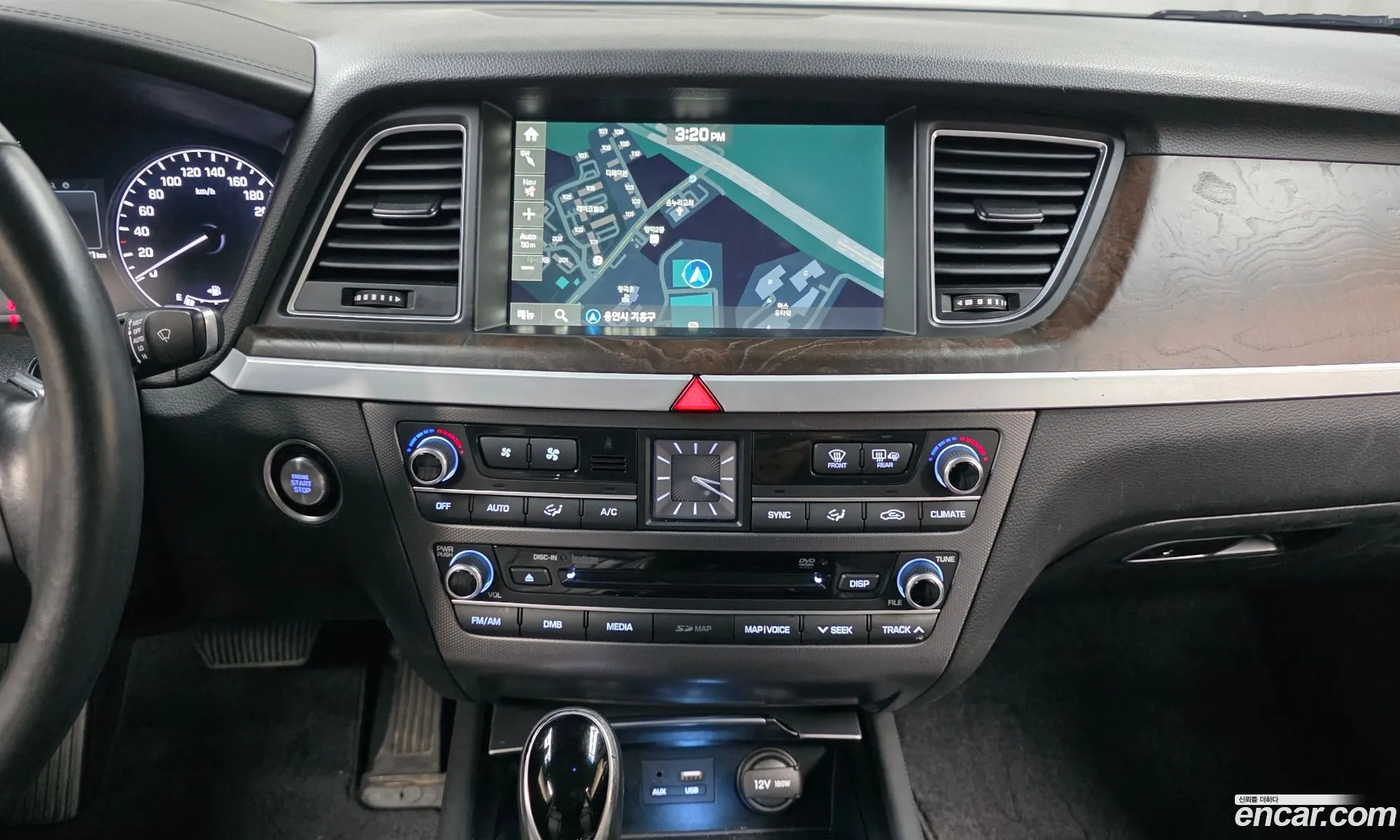 Hyundai Genesis DH 2014 — 18