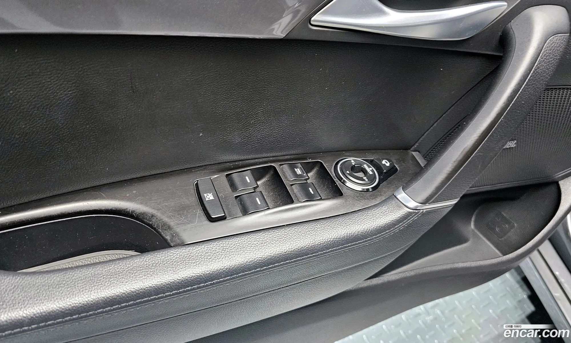 Hyundai i40 Saloon 2014 — 19