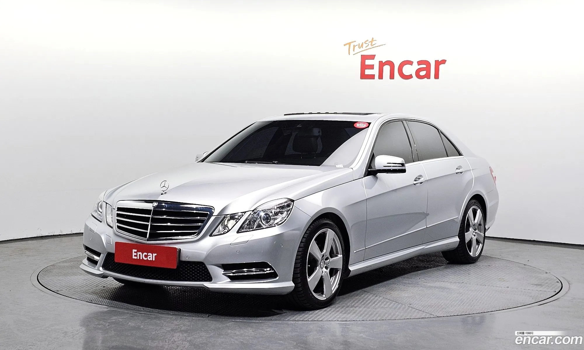 Mercedes-Benz E-Class W212 2013 WDDHF5FB5DA709553 — 15