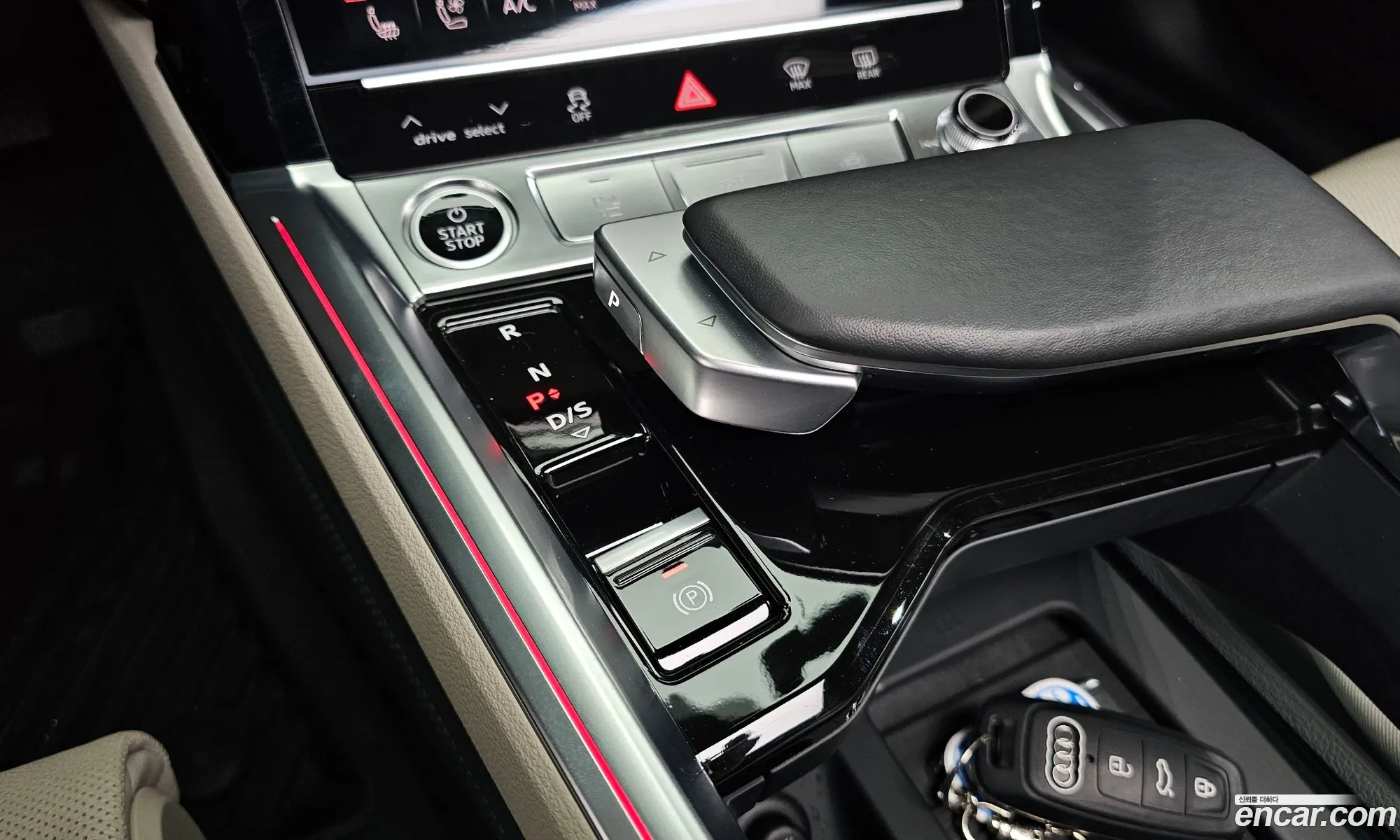 Audi e-tron 2023 WAUZZZGE3PB003165 — 4