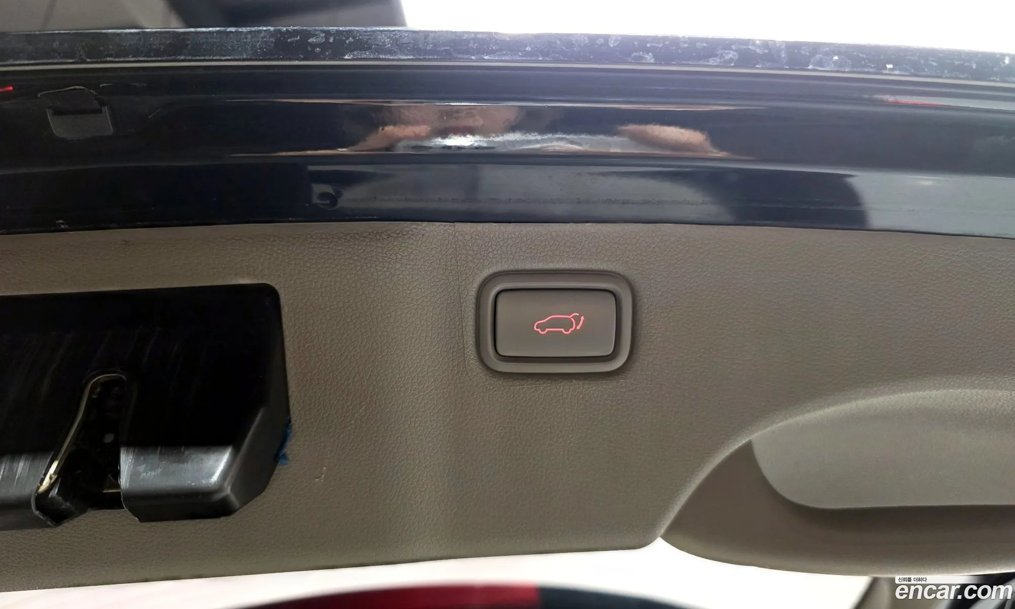 Kia Carnival 2017 KNAME81ABJS378715 — 17