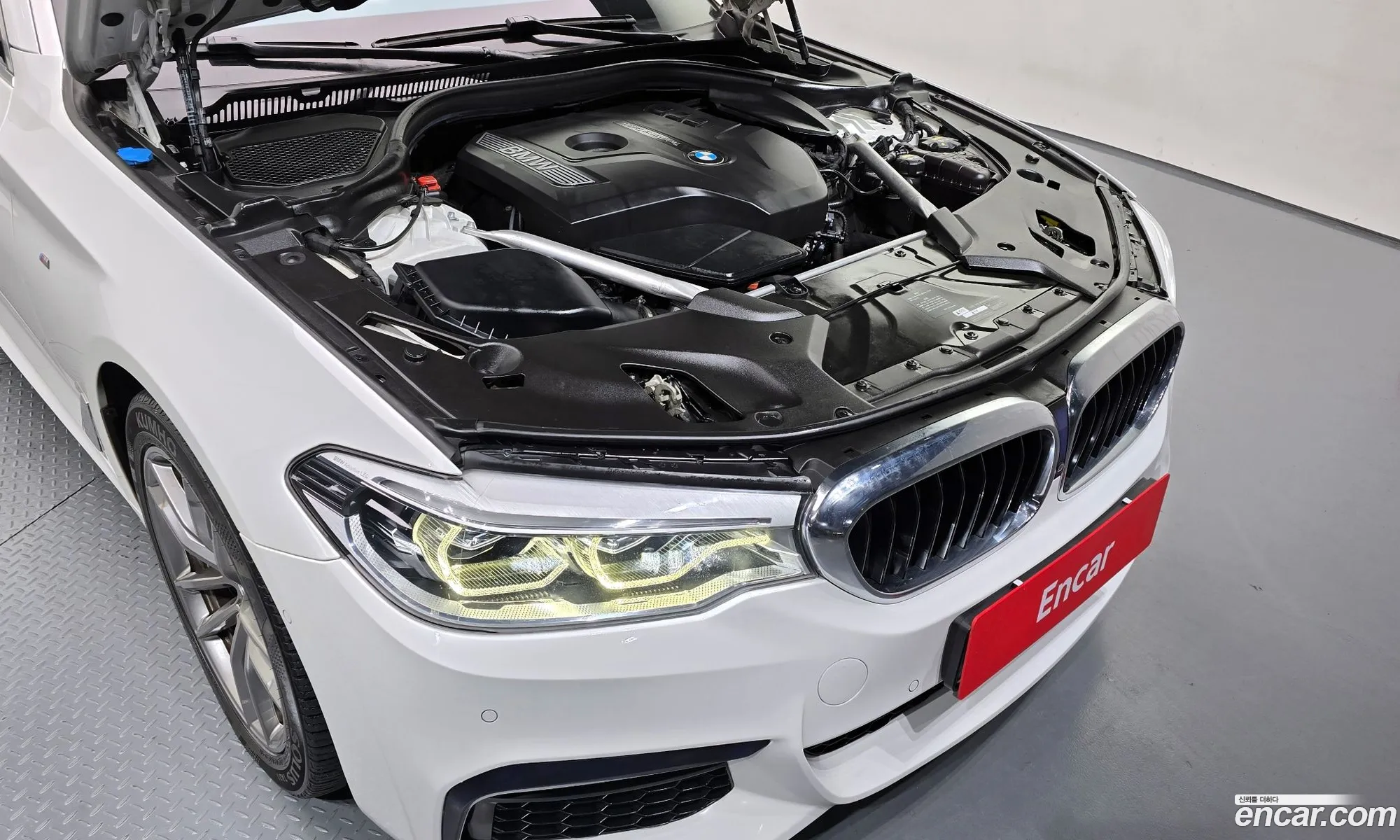 BMW 5 Series 2018 WBAJD3108JWC13737 — 20