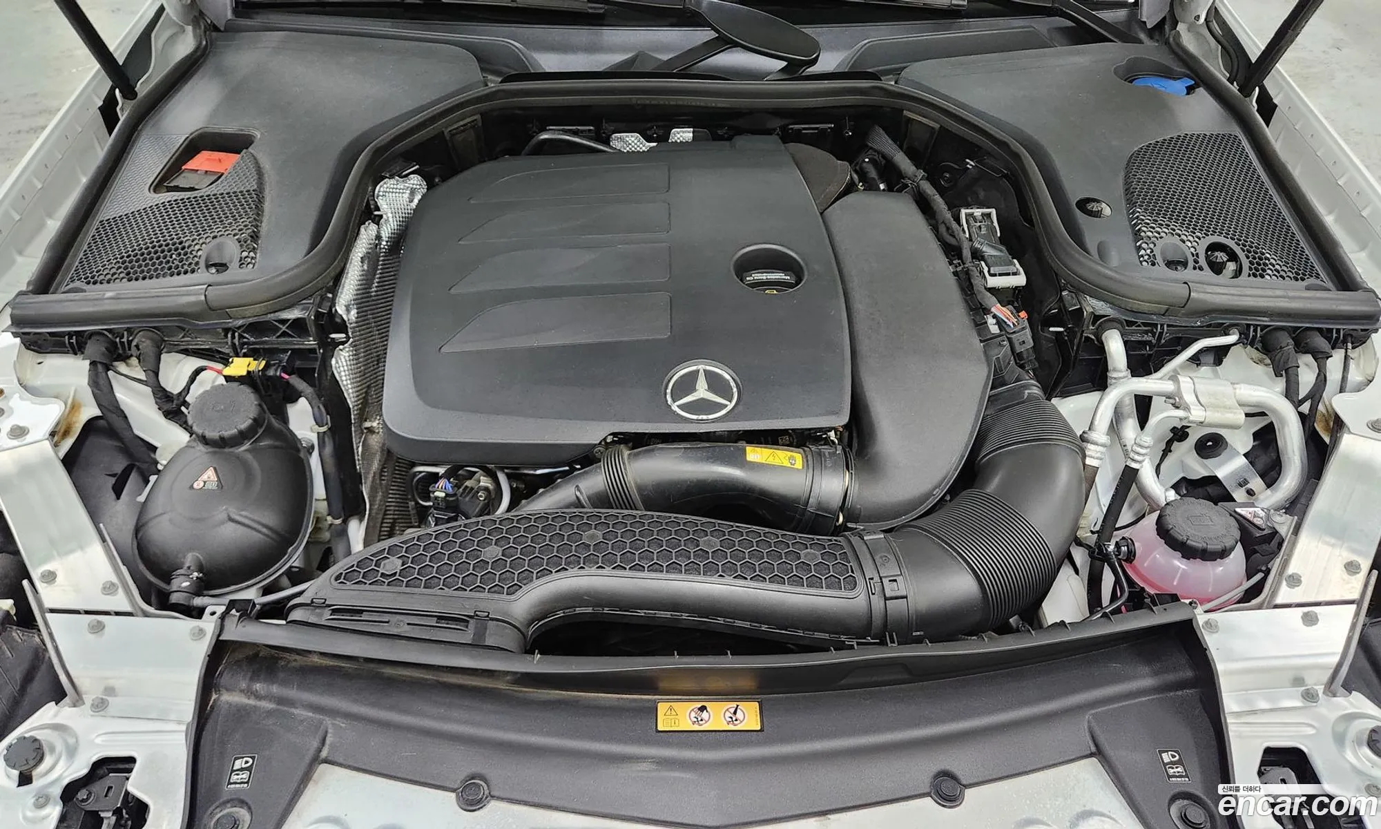 Mercedes-Benz E-Class W213 2023 — 9