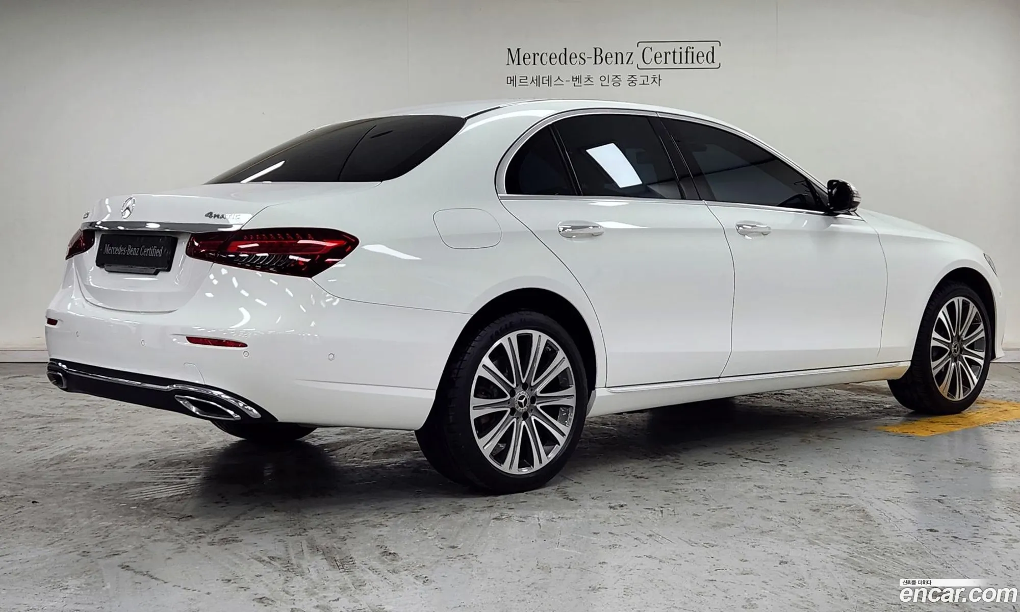 Mercedes-Benz E-Class W213 2023 — 18
