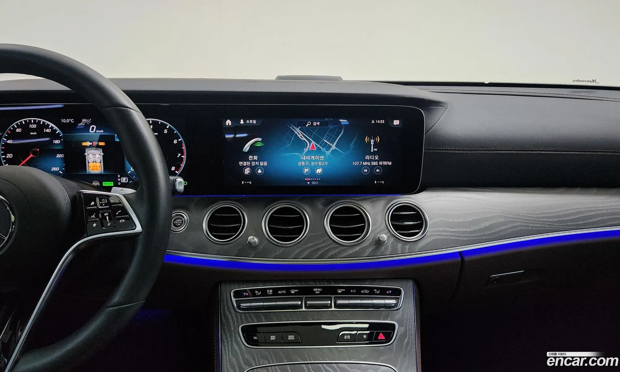 Mercedes-Benz E-Class W213 2023 — 19