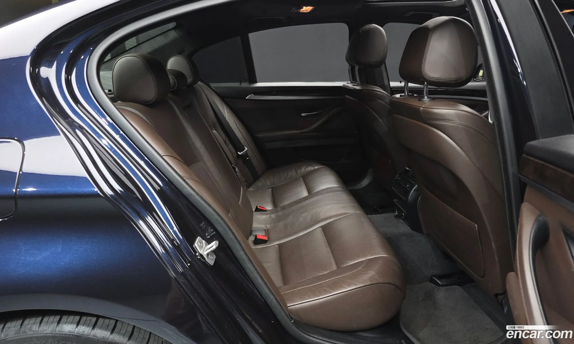 BMW 5 Series 2016 WBA5A7104GG749859 — 20
