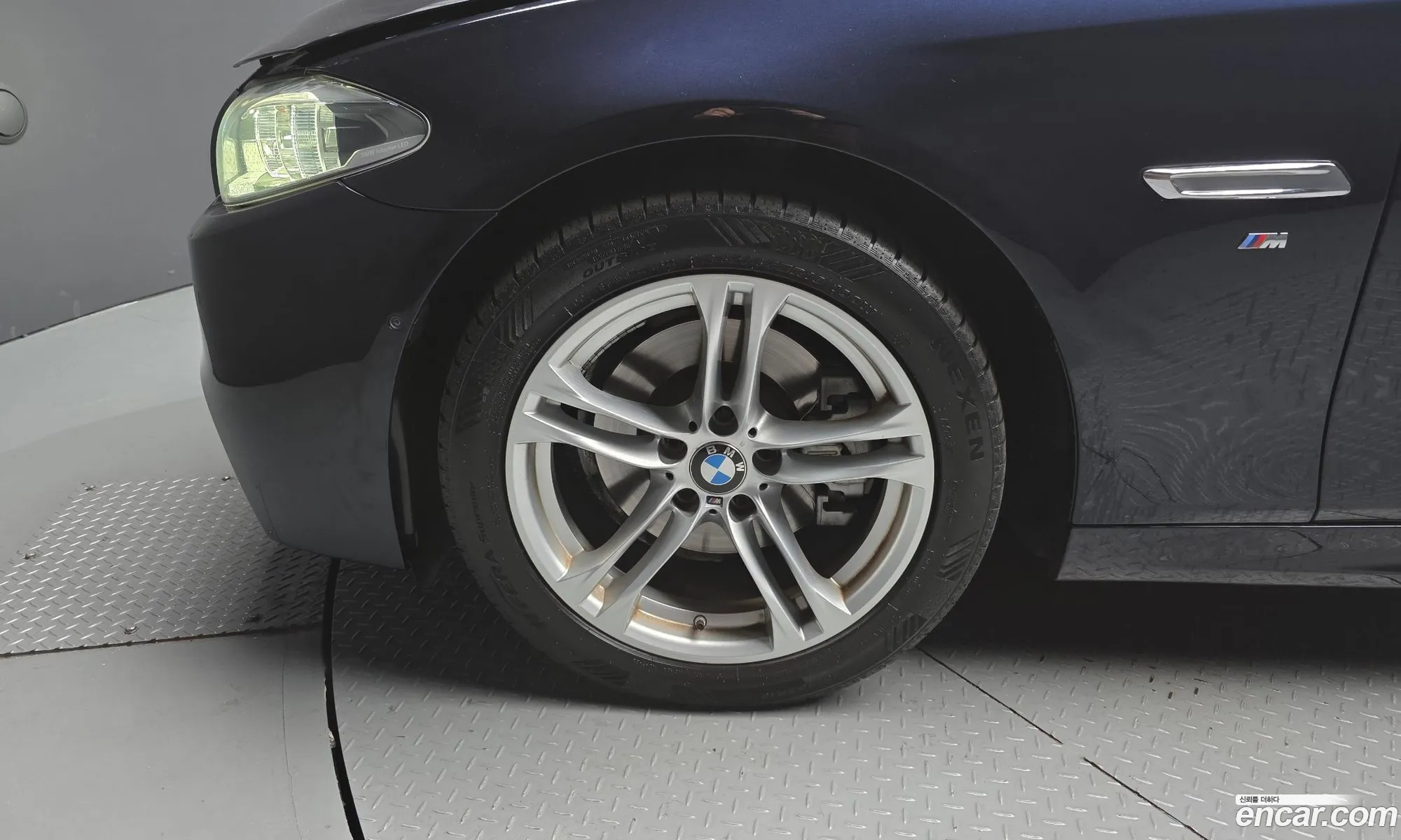 BMW 5 Series 2016 WBA5A7104GG749859 — 19